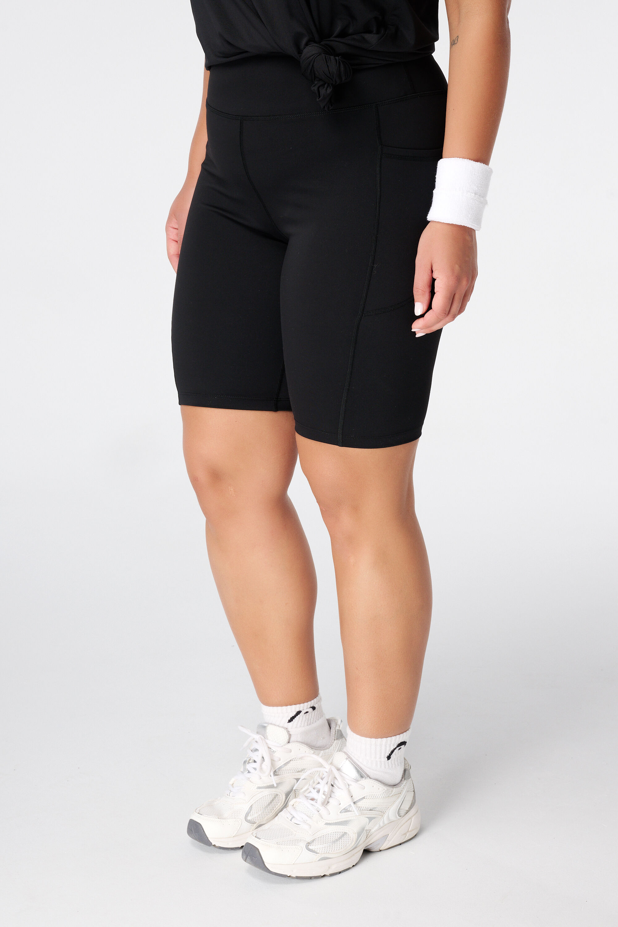 Legging deportivo corto con bolsillos laterales image number 5