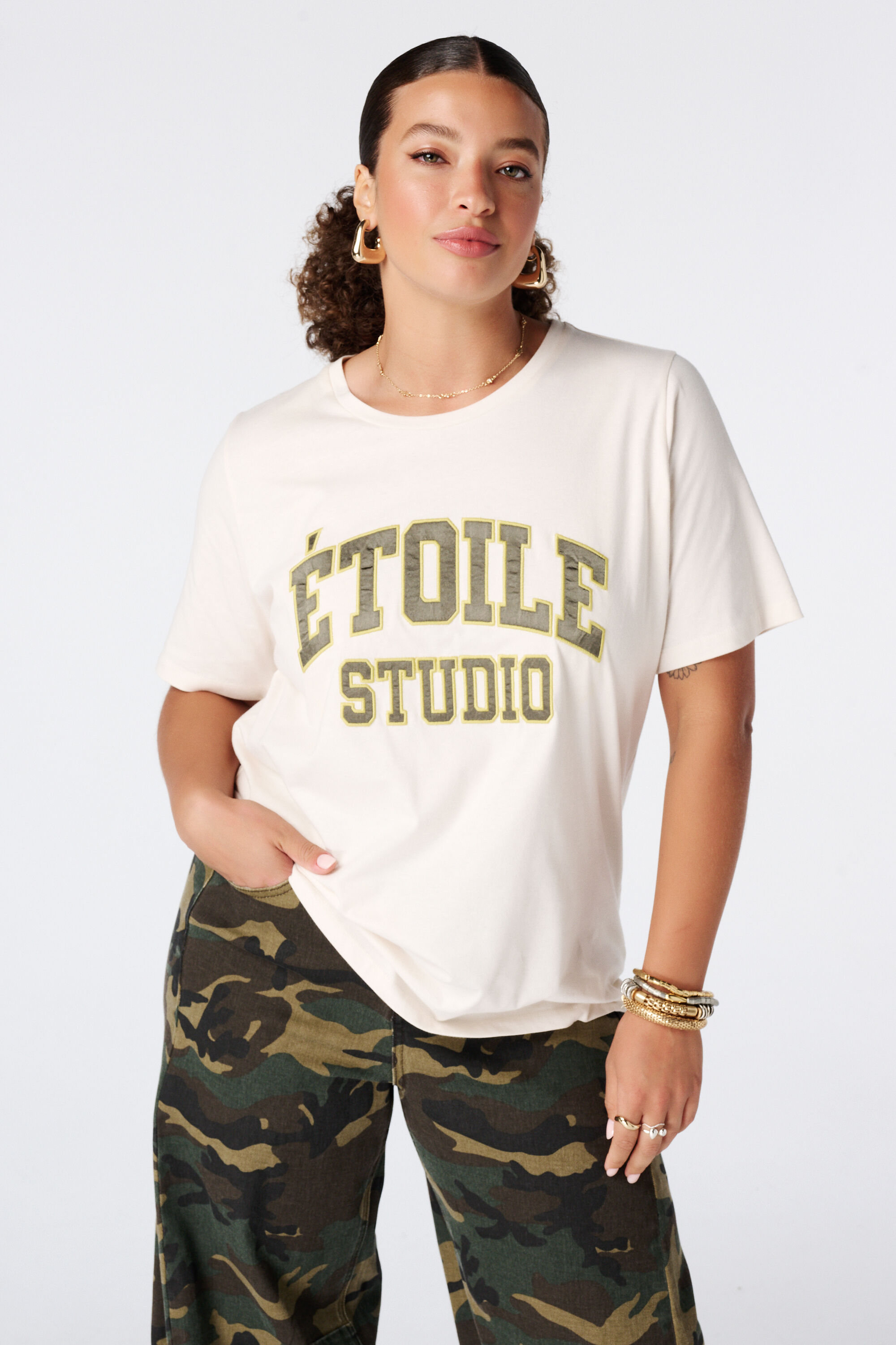 Camiseta con texto