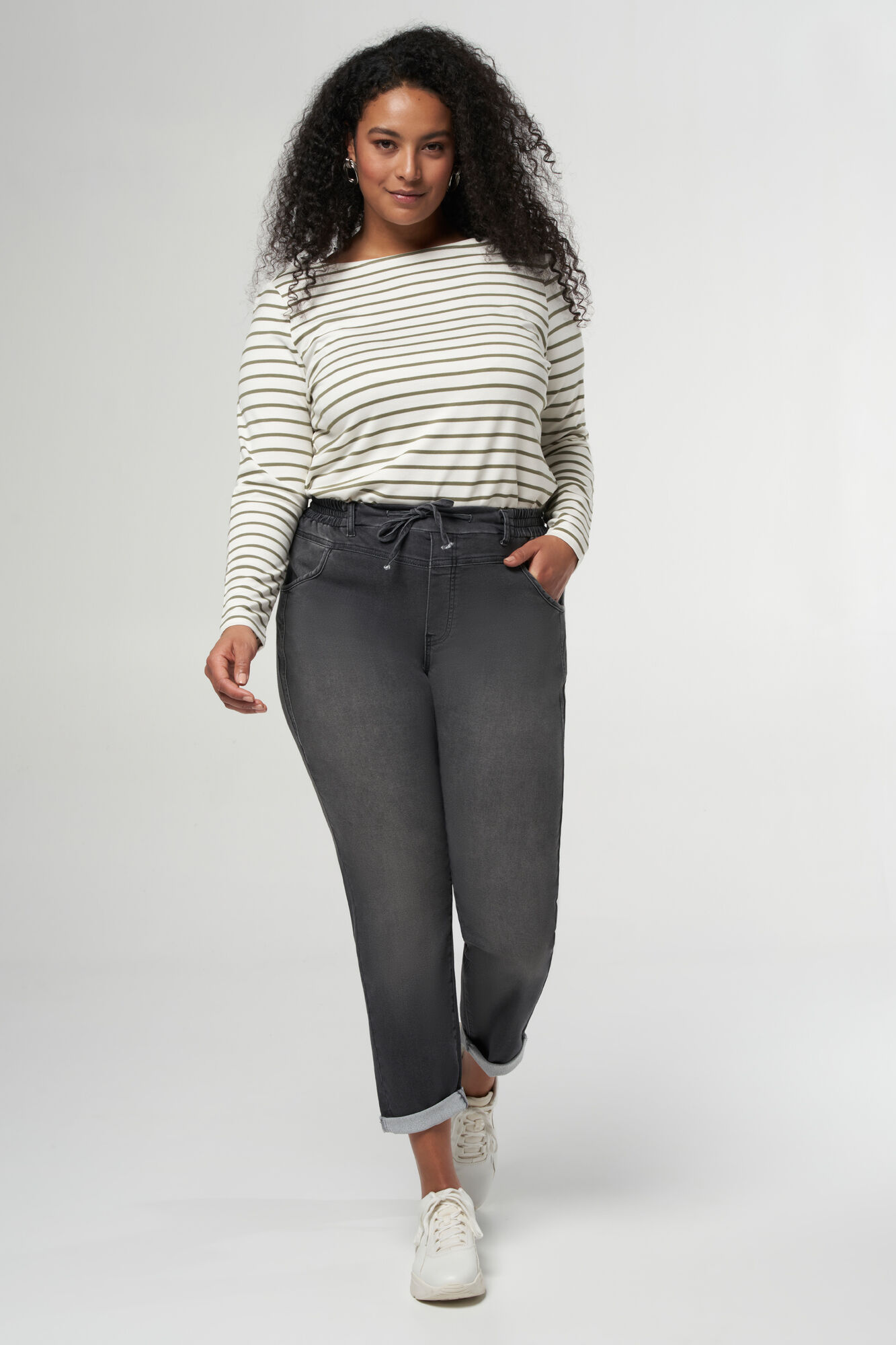 Pantalones jogger de denim image number 5