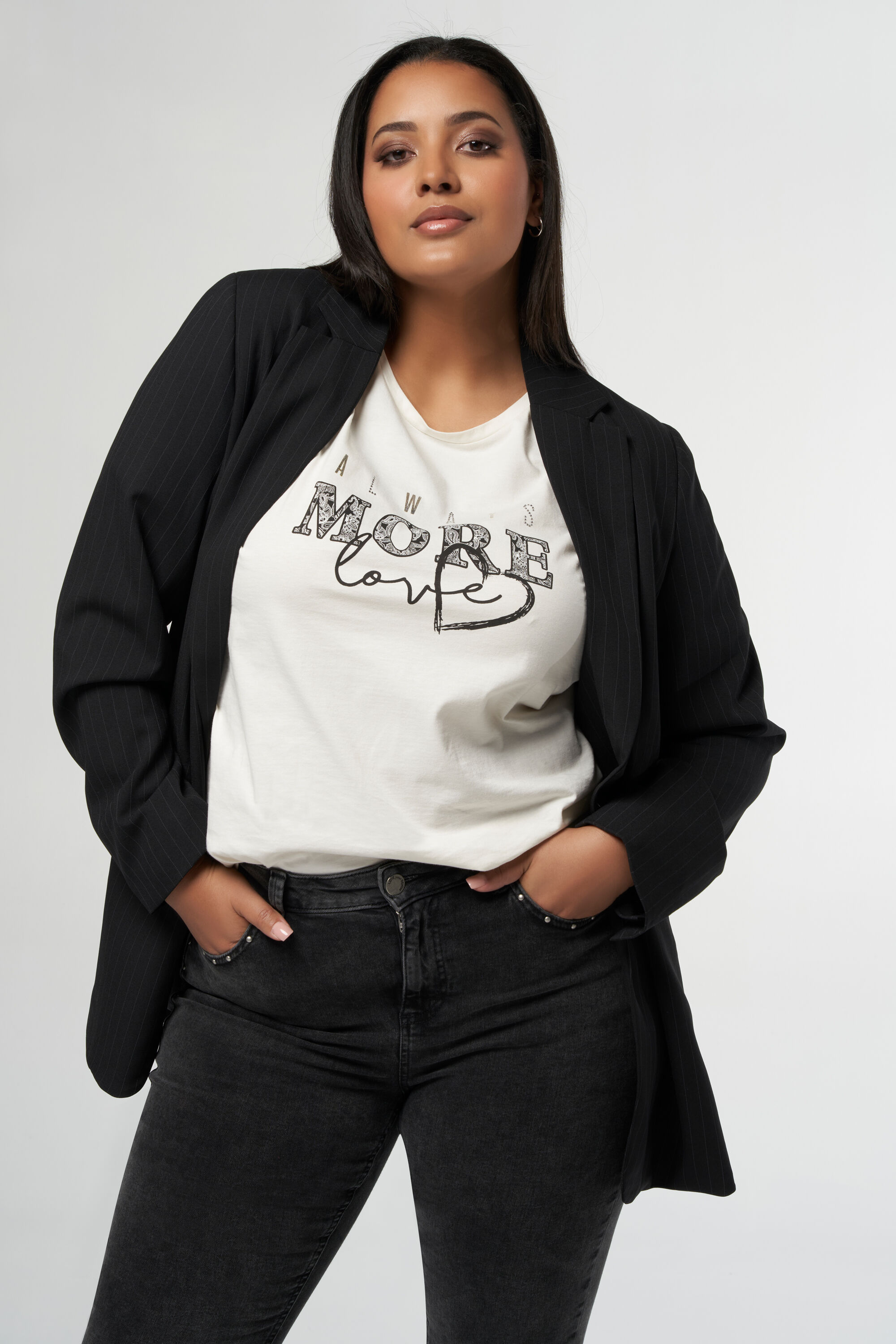 Blazer a rayas de tiza image number 7