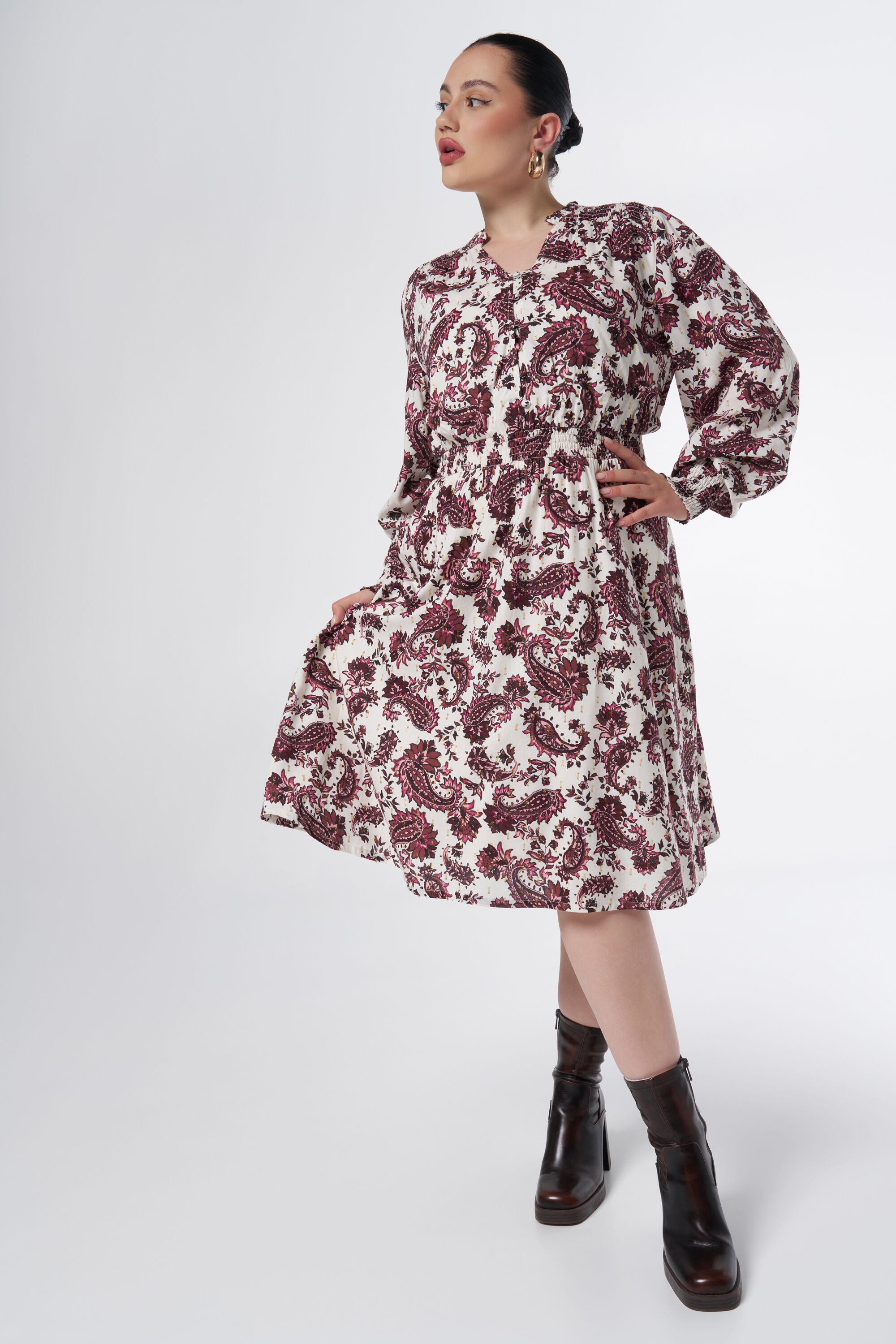 Vestido con estampado image number 5