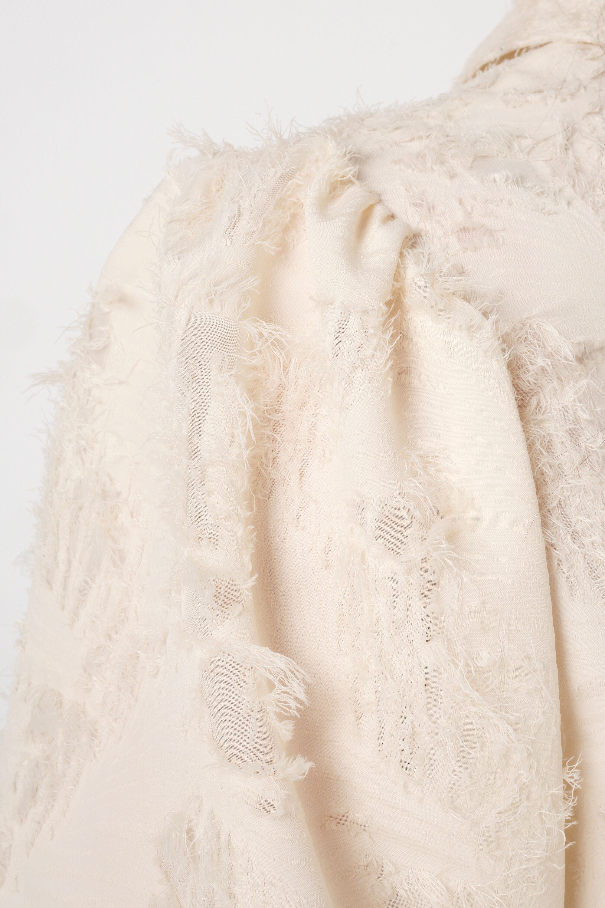 Blusa con textura image number 6