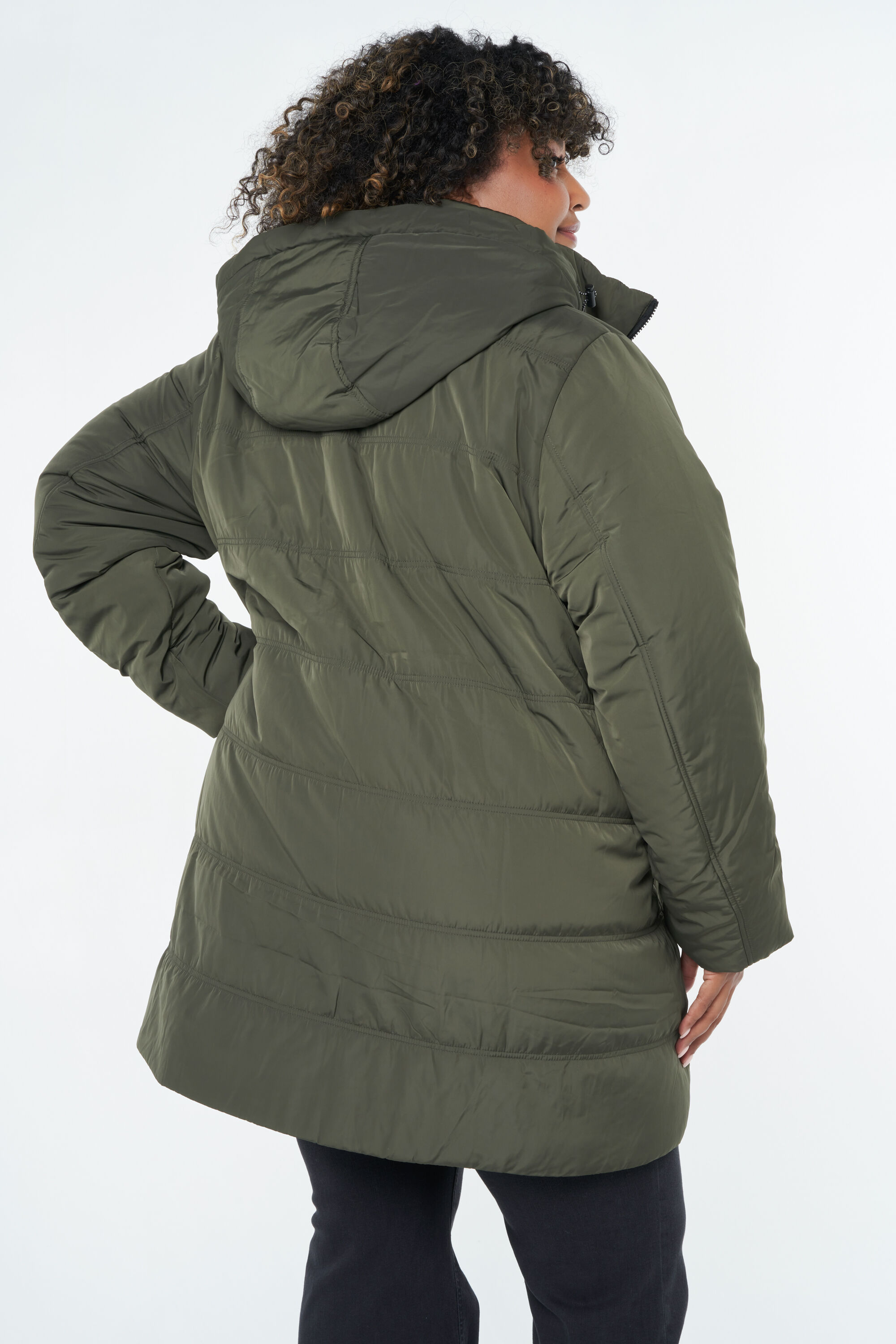 Chaqueta acolchada con capucha image number 3