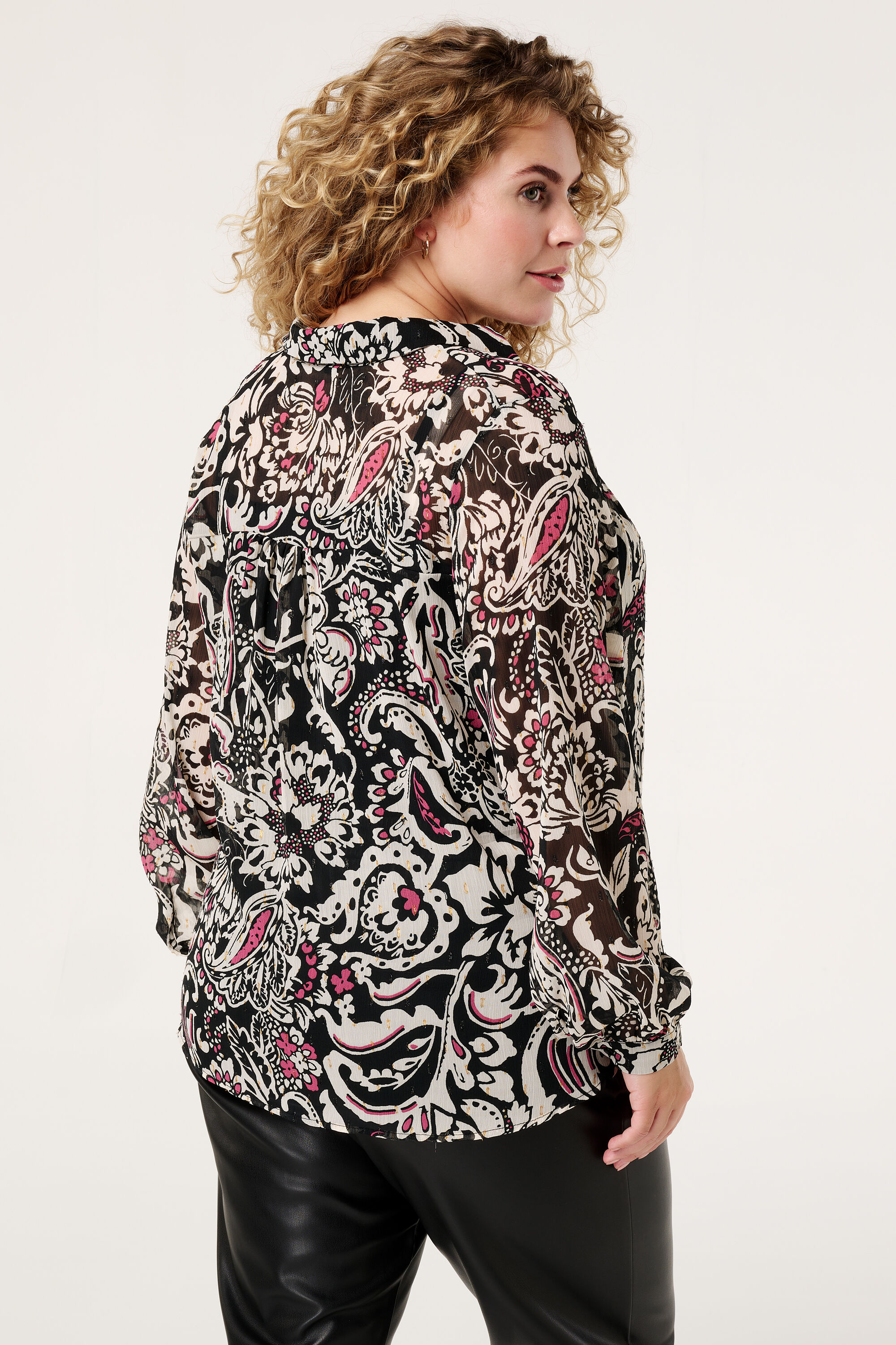 Blusa con estampado image number 3