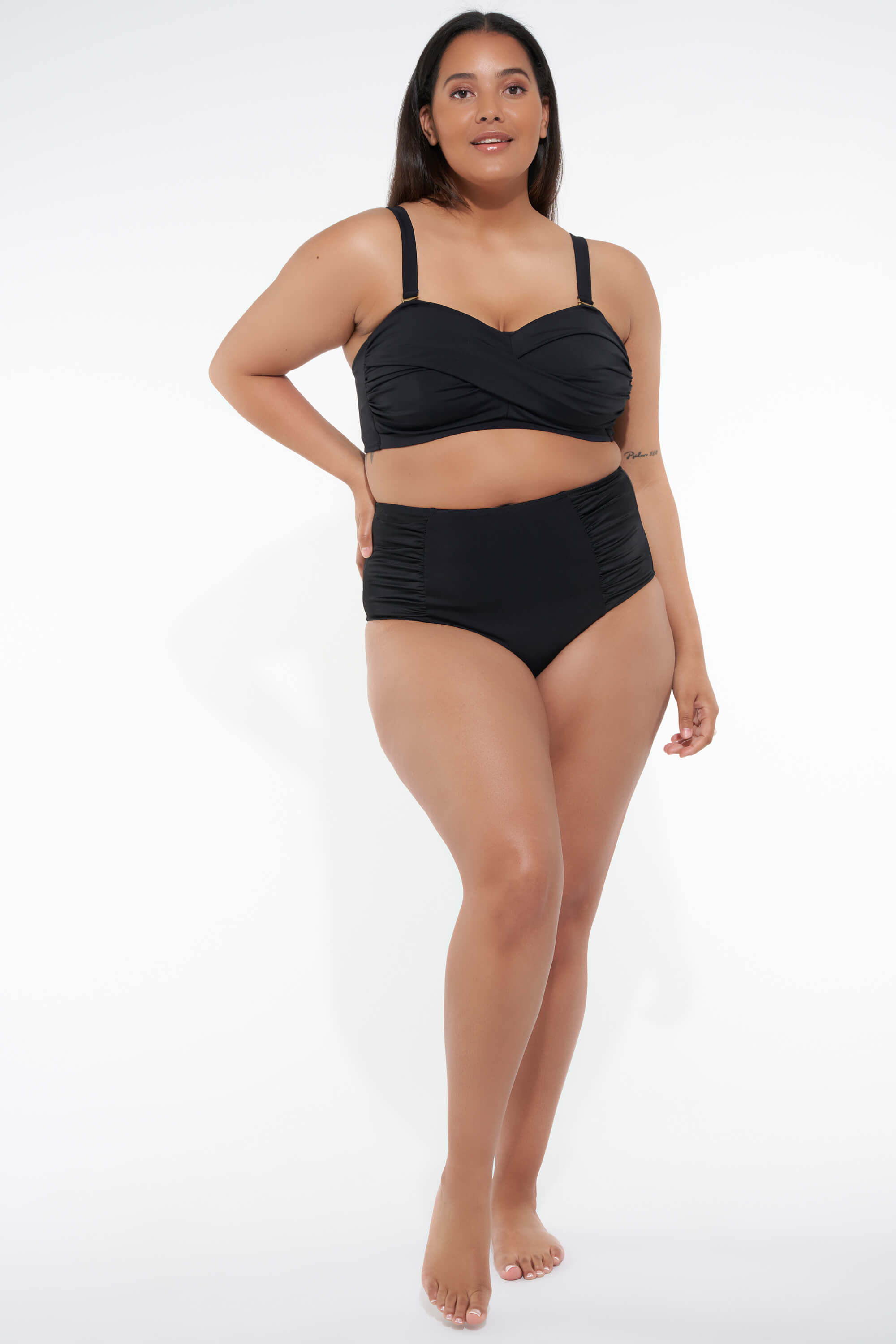 Braguita de bikini de talle alto  image number 4