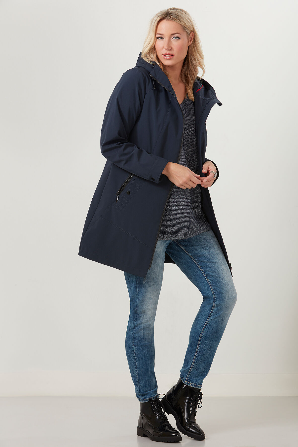 Abrigo softshell image number 3
