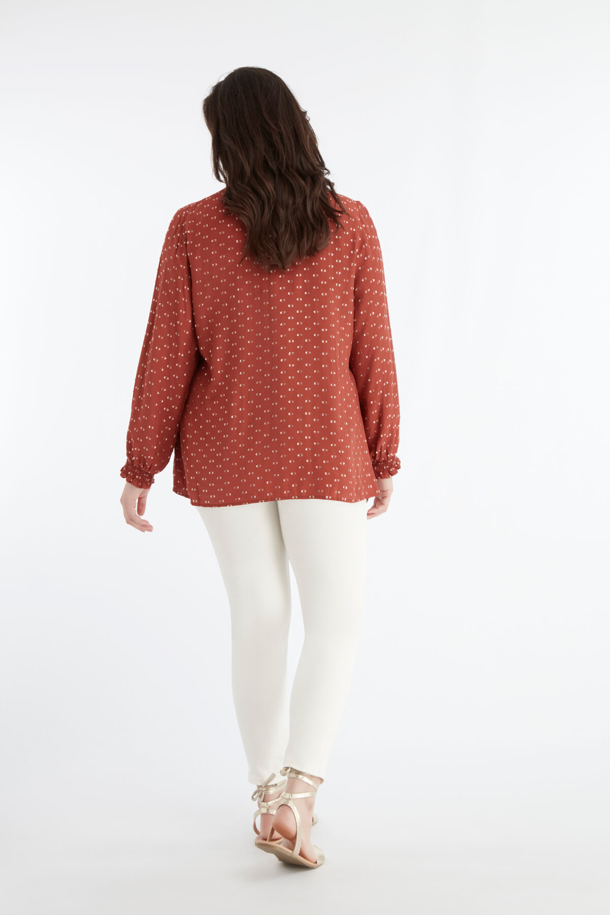 Blusa con detalles de l&uacute;rex image number 4