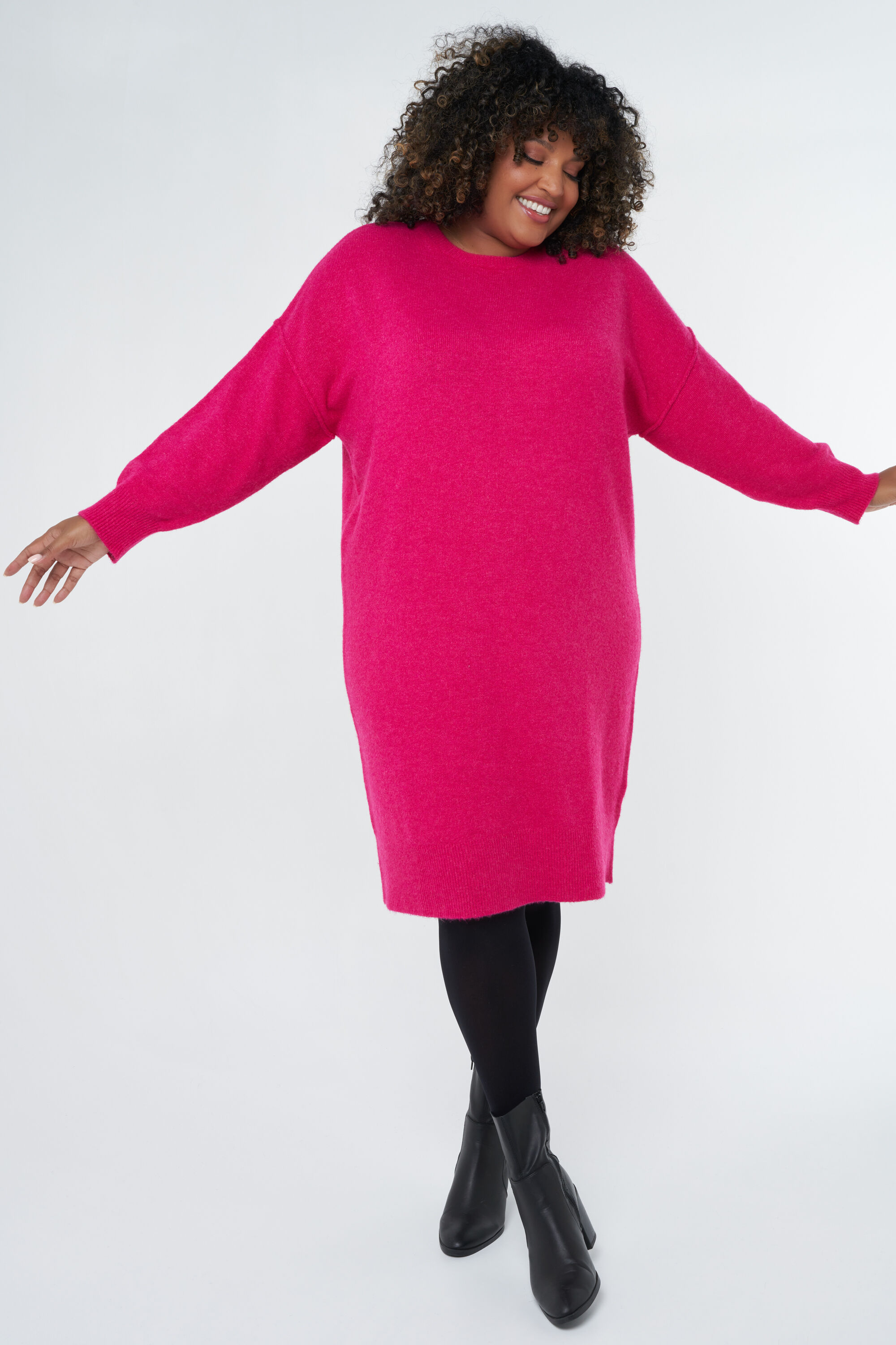 Vestido midi de punto fino image number 5