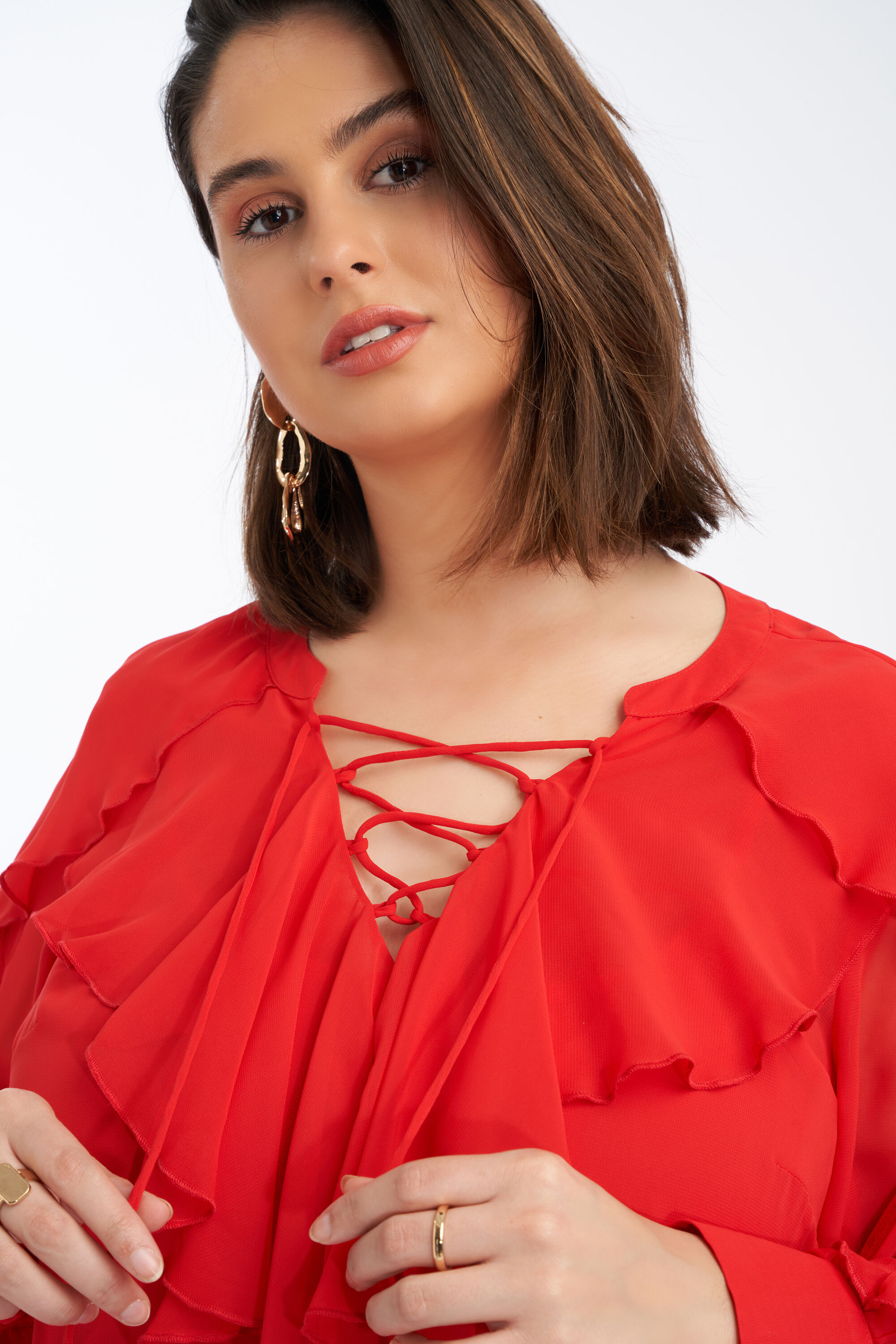 Blusa con volantes image number 5