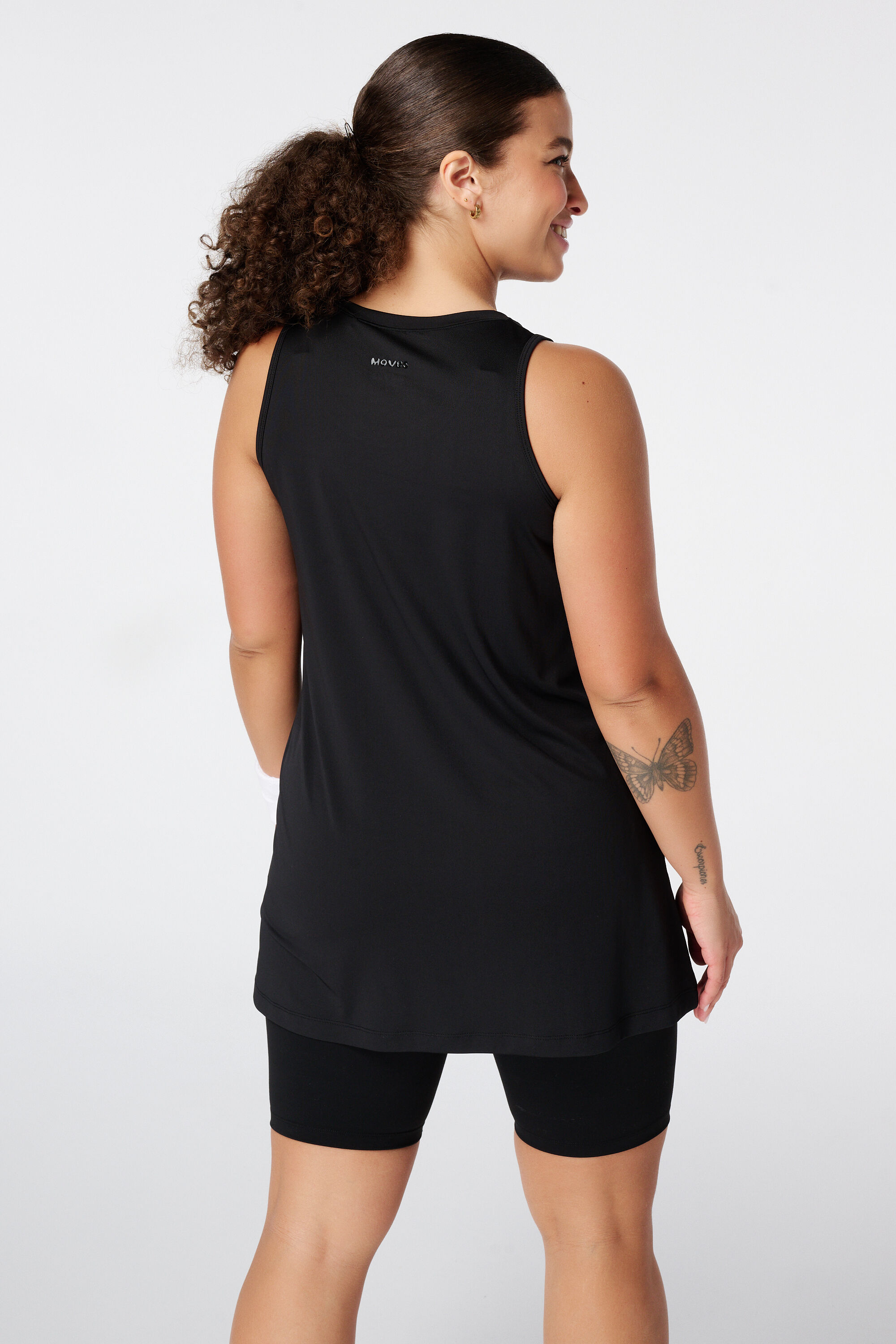 Camiseta sin mangas deportiva larga image number 3