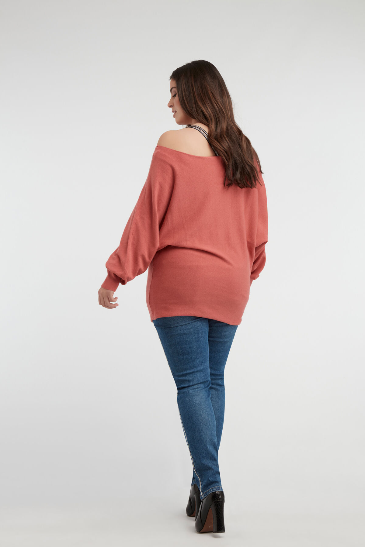 Jersey con manga tipo murci&eacute;lago image number 4