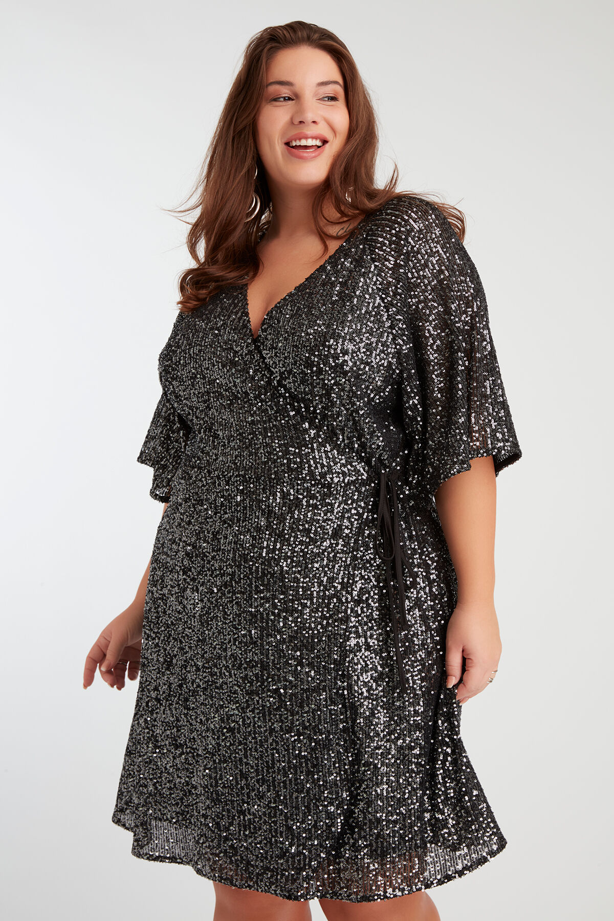 Vestido cruzado con lentejuelas image number 6