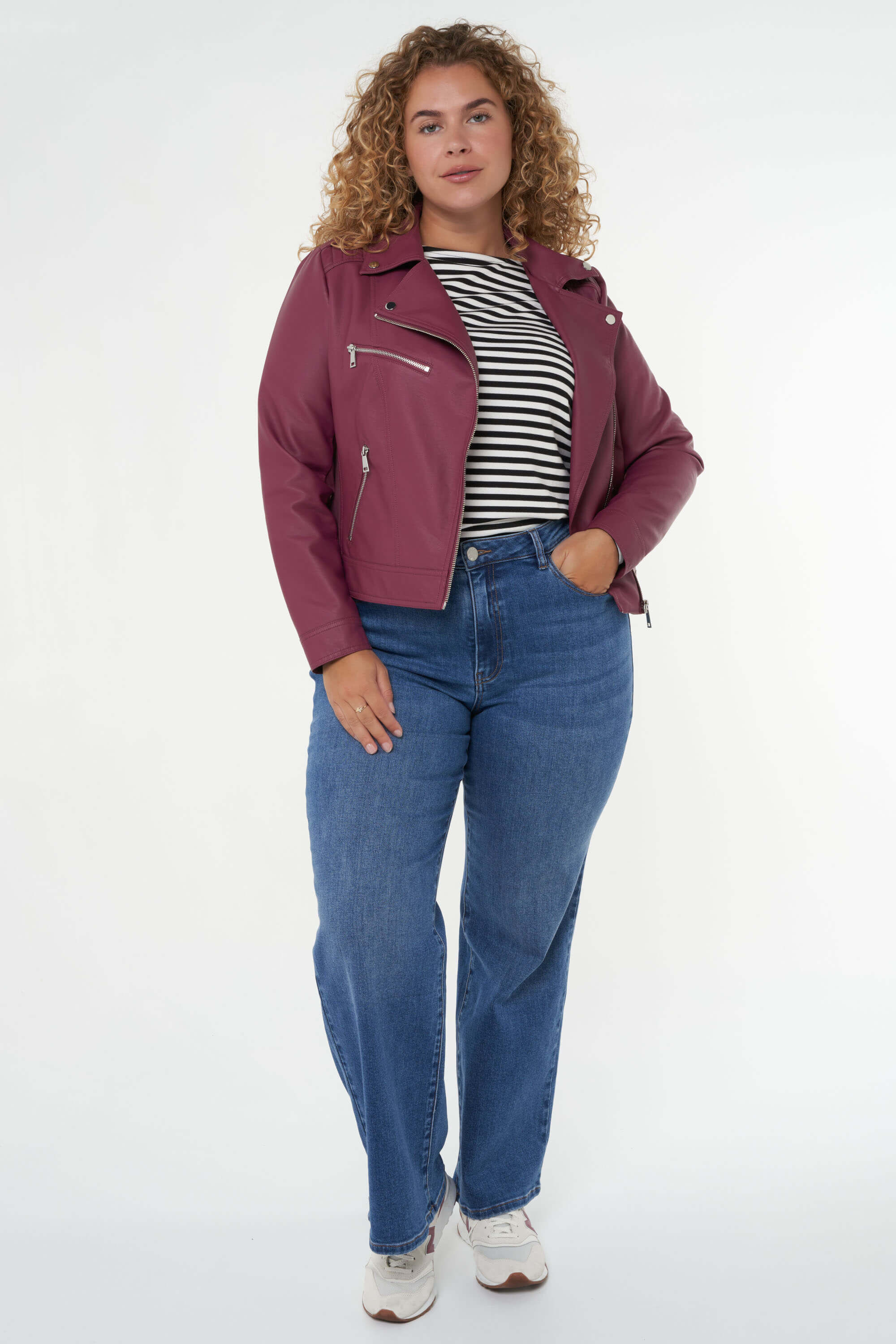 Cazadora de Cuero Sint&eacute;tico image number 7