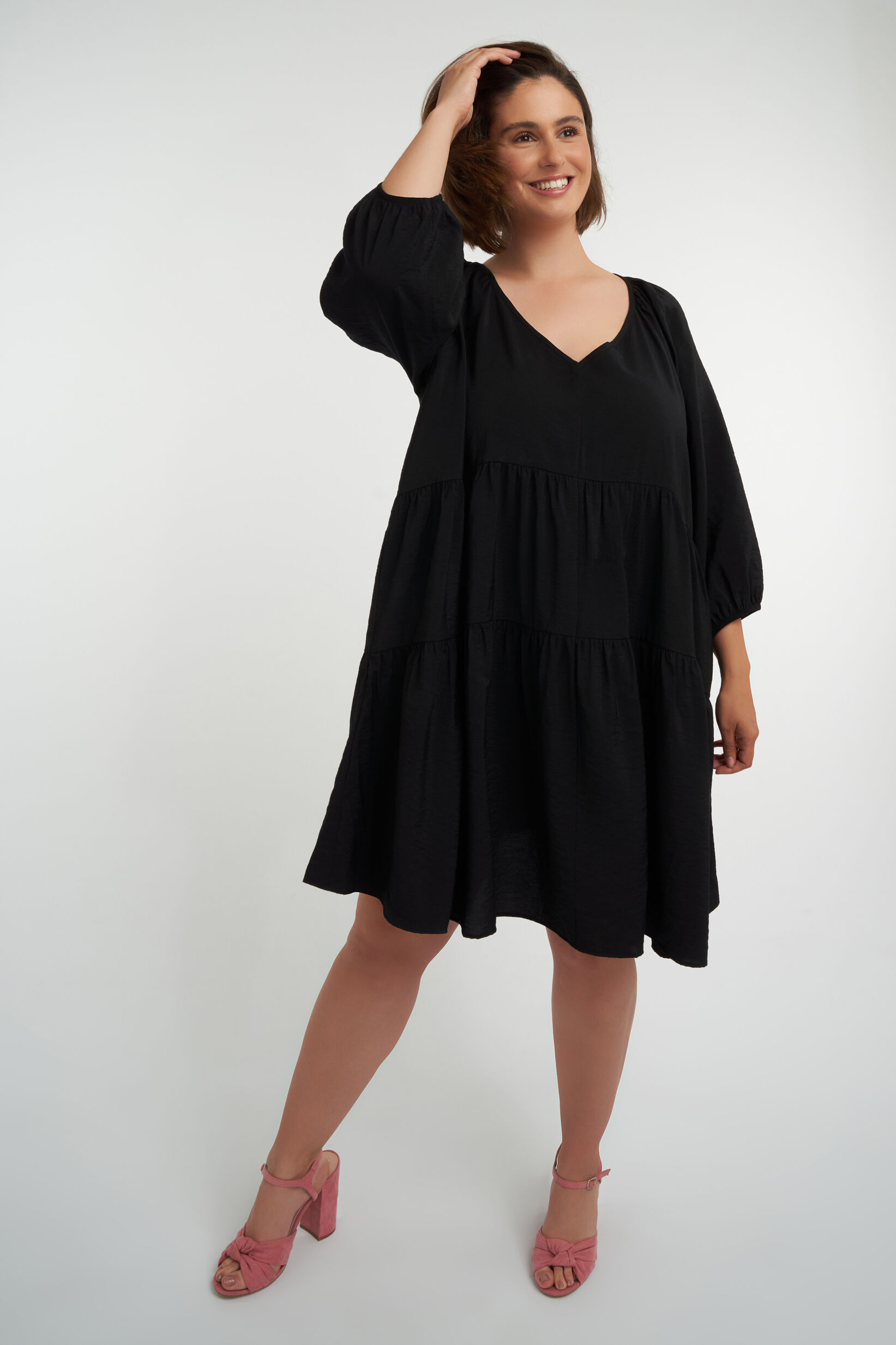 Vestido con corte en A  image number 5