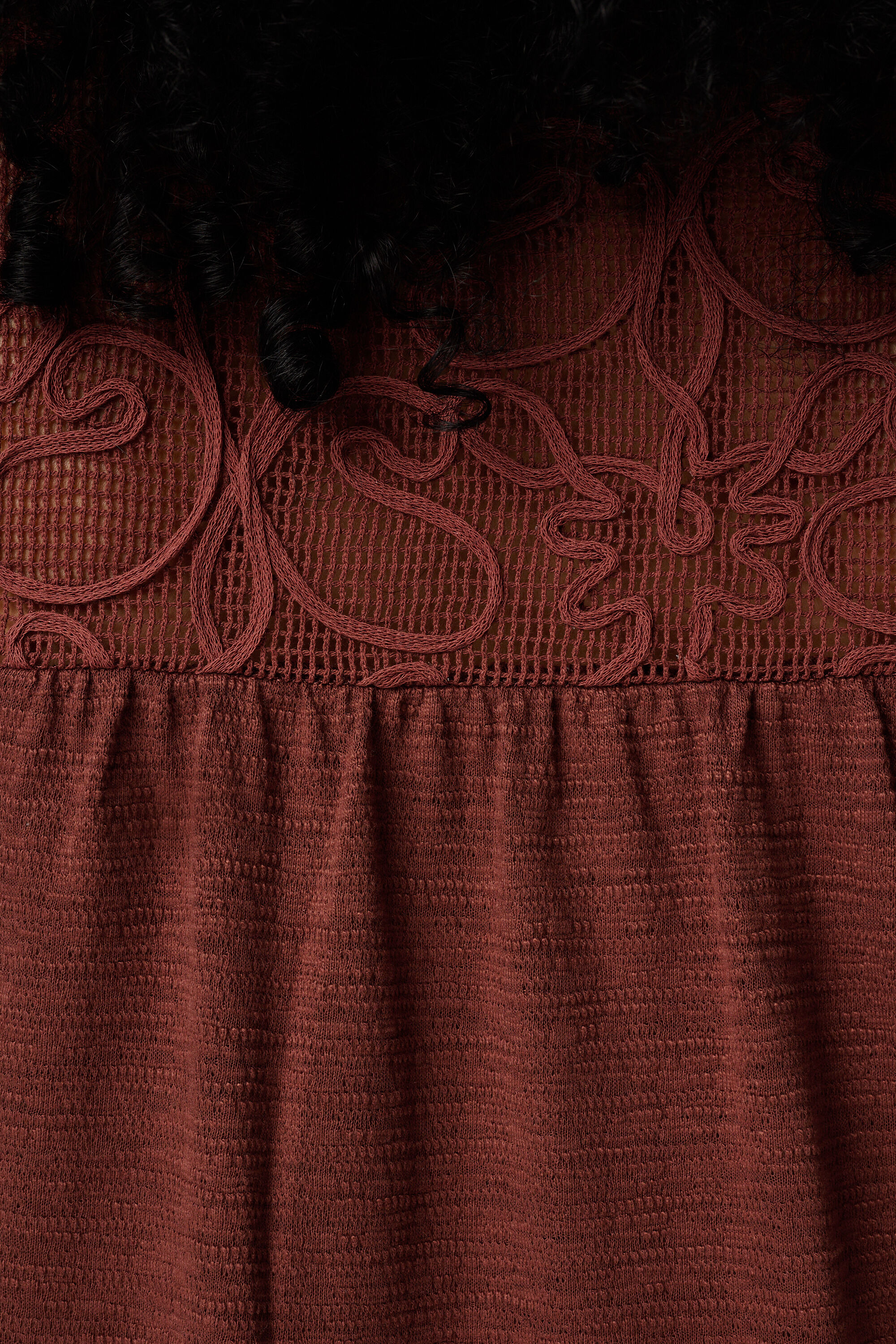 Top con mangas mariposa image number 6