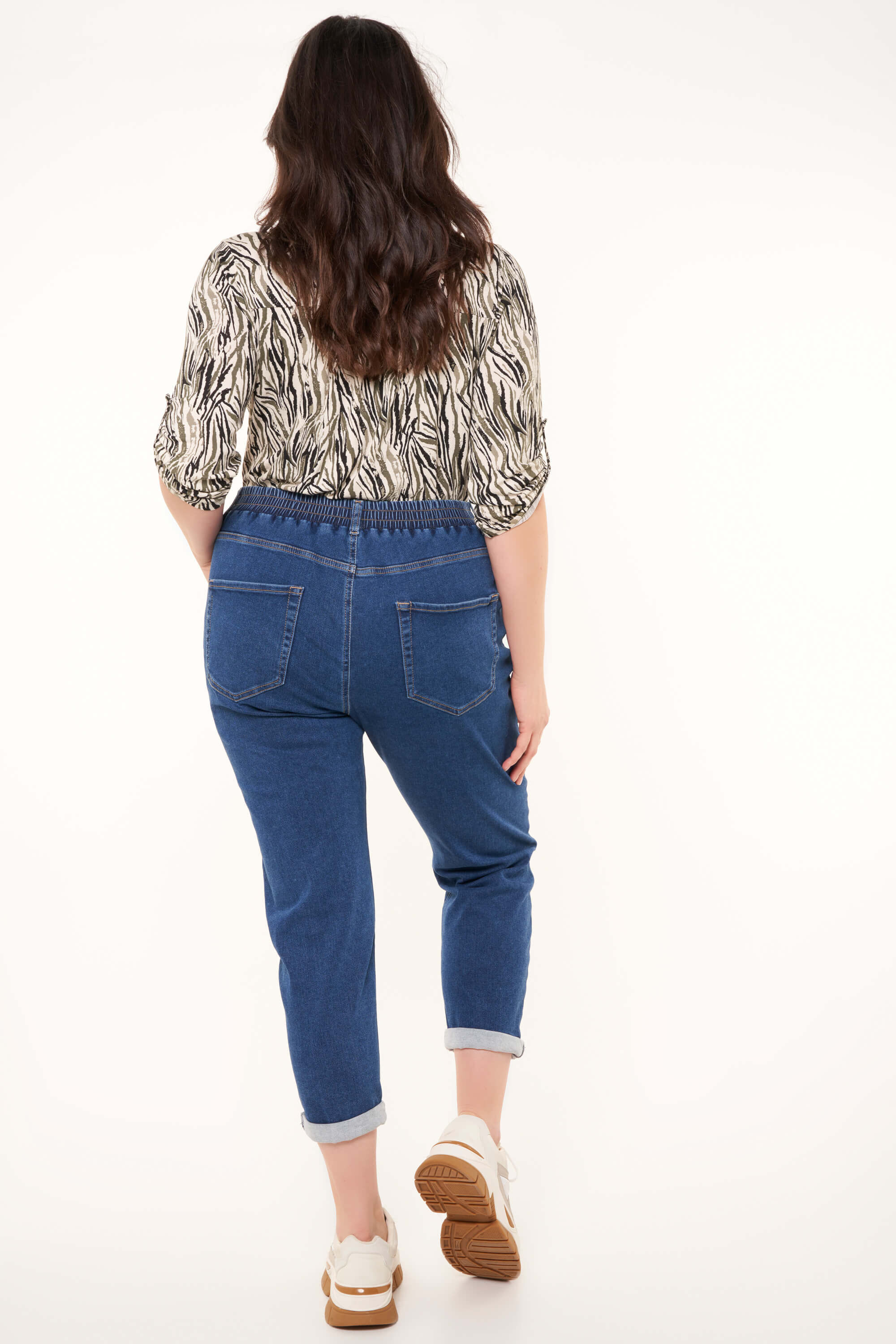 Pantalones jogger de denim image number 3