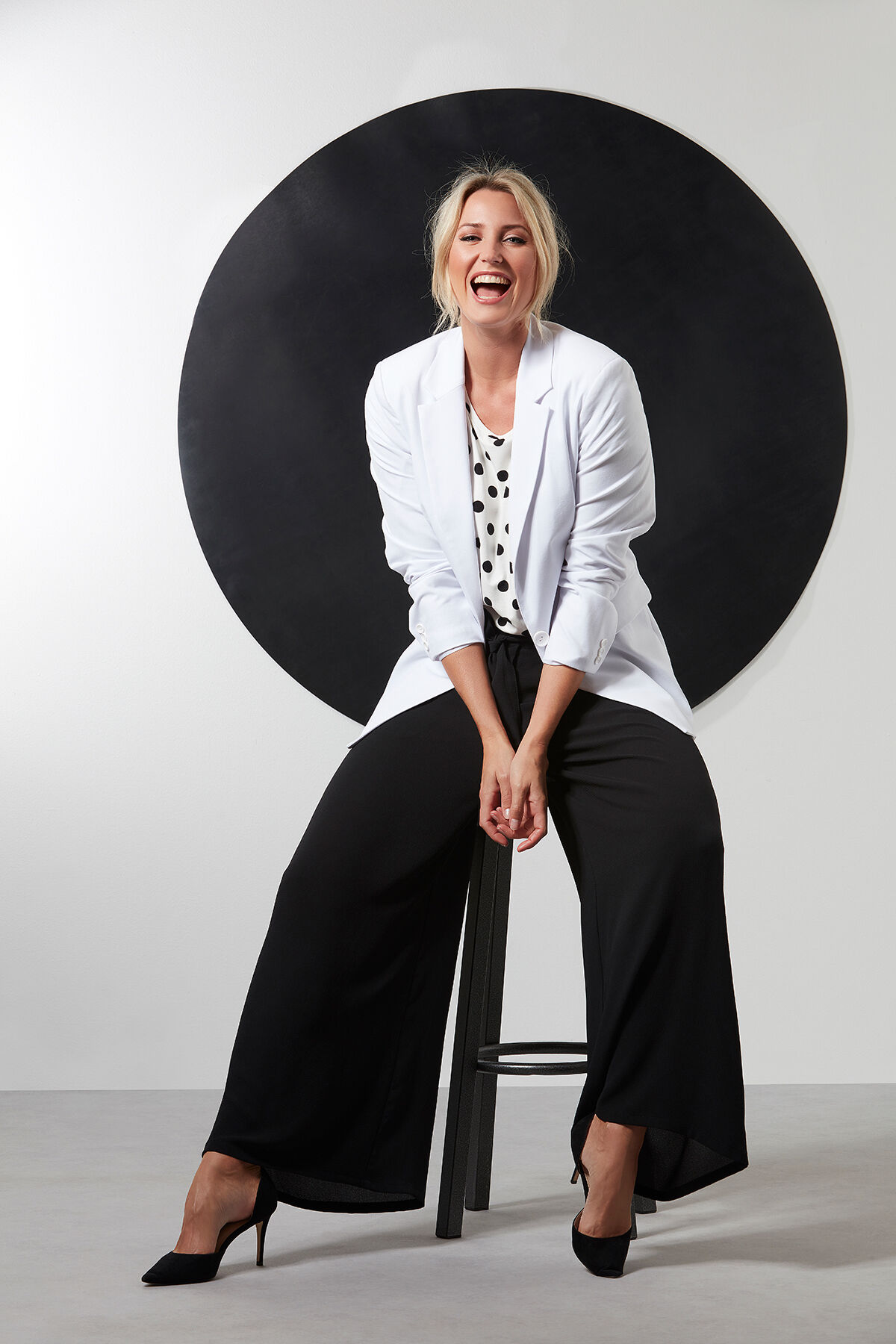 Pantalones de pernera ancha image number 5