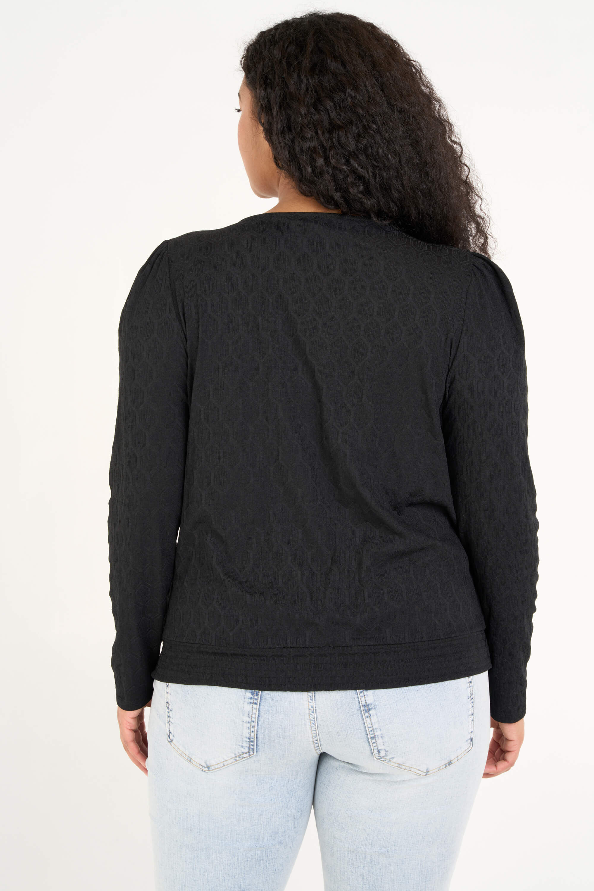 Top cruzado image number 3