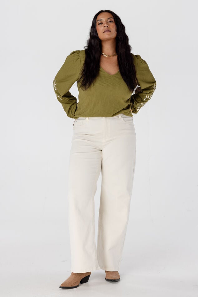 Top con bordado image number 6