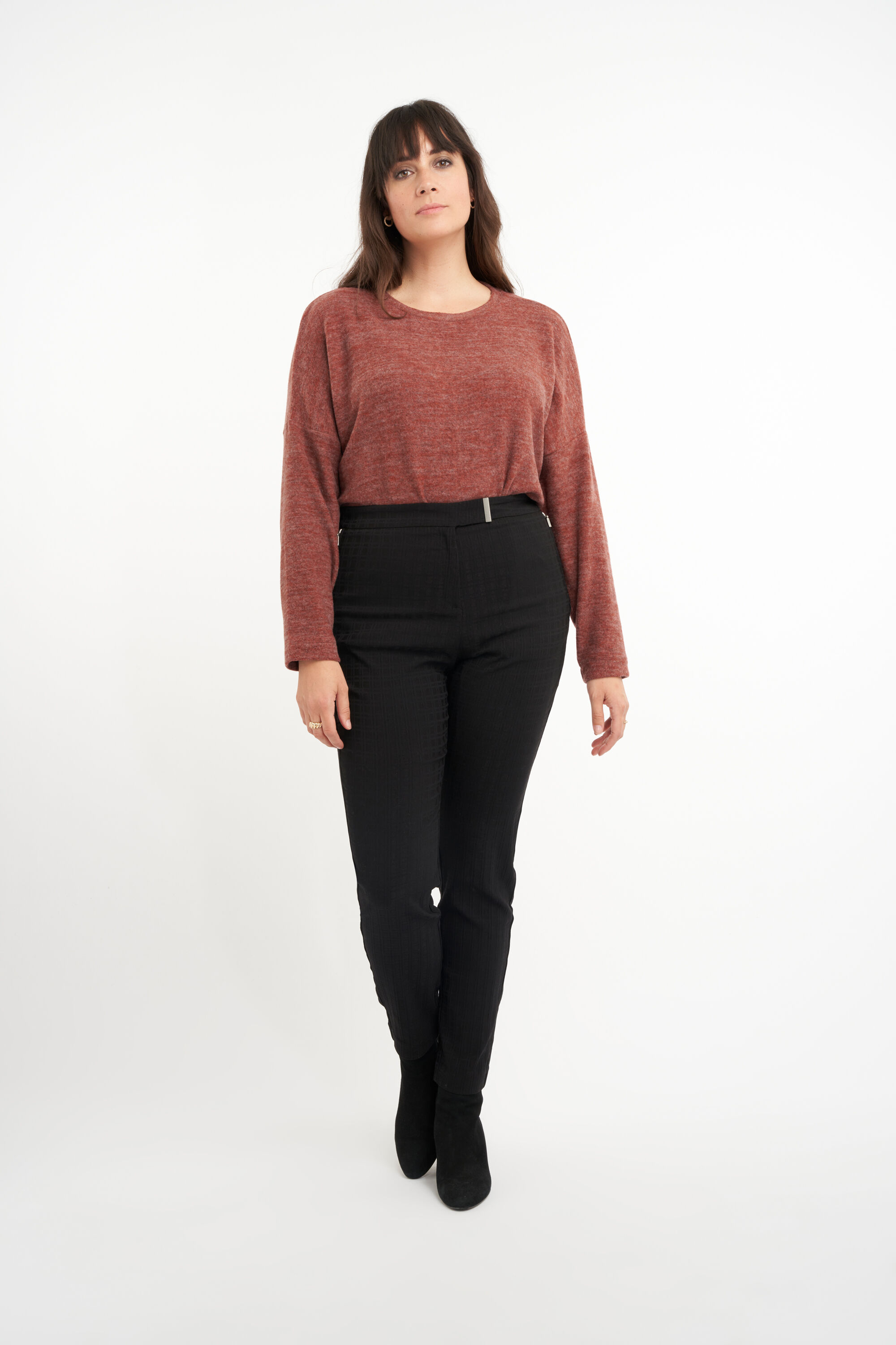 Pantalones con estampado image number 4