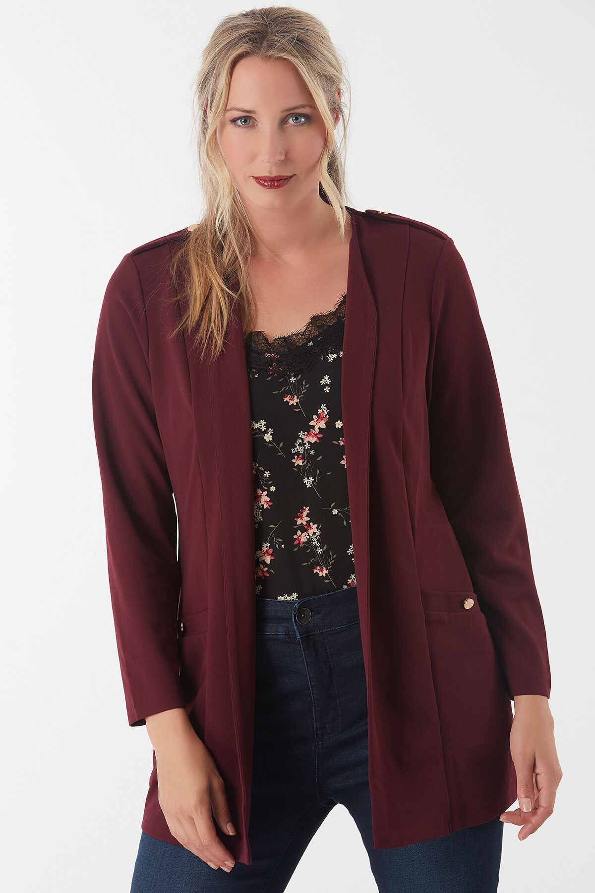 Blazer largo con detalle en los hombros image number 0