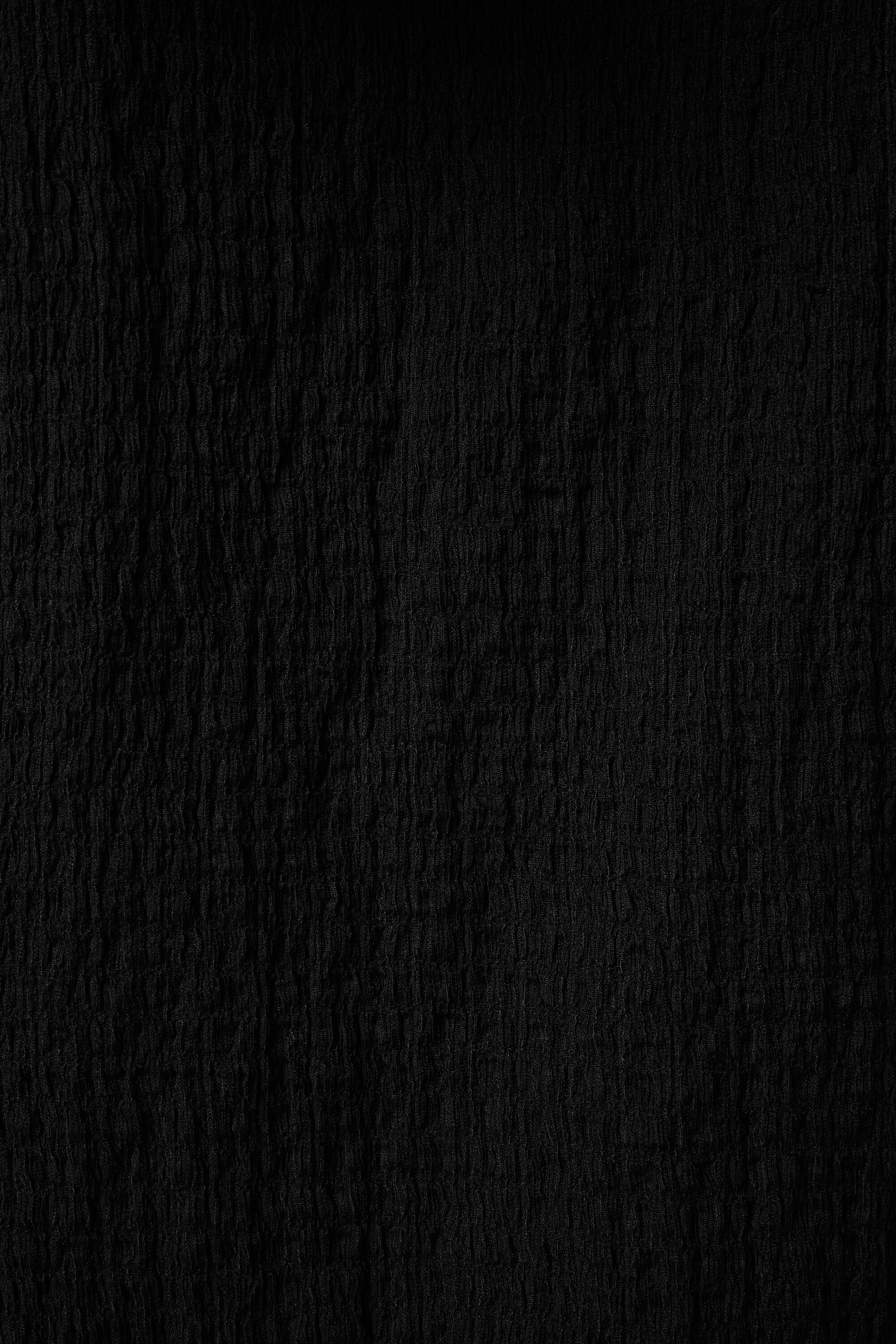 Top con textura y manga casquillo image number 6