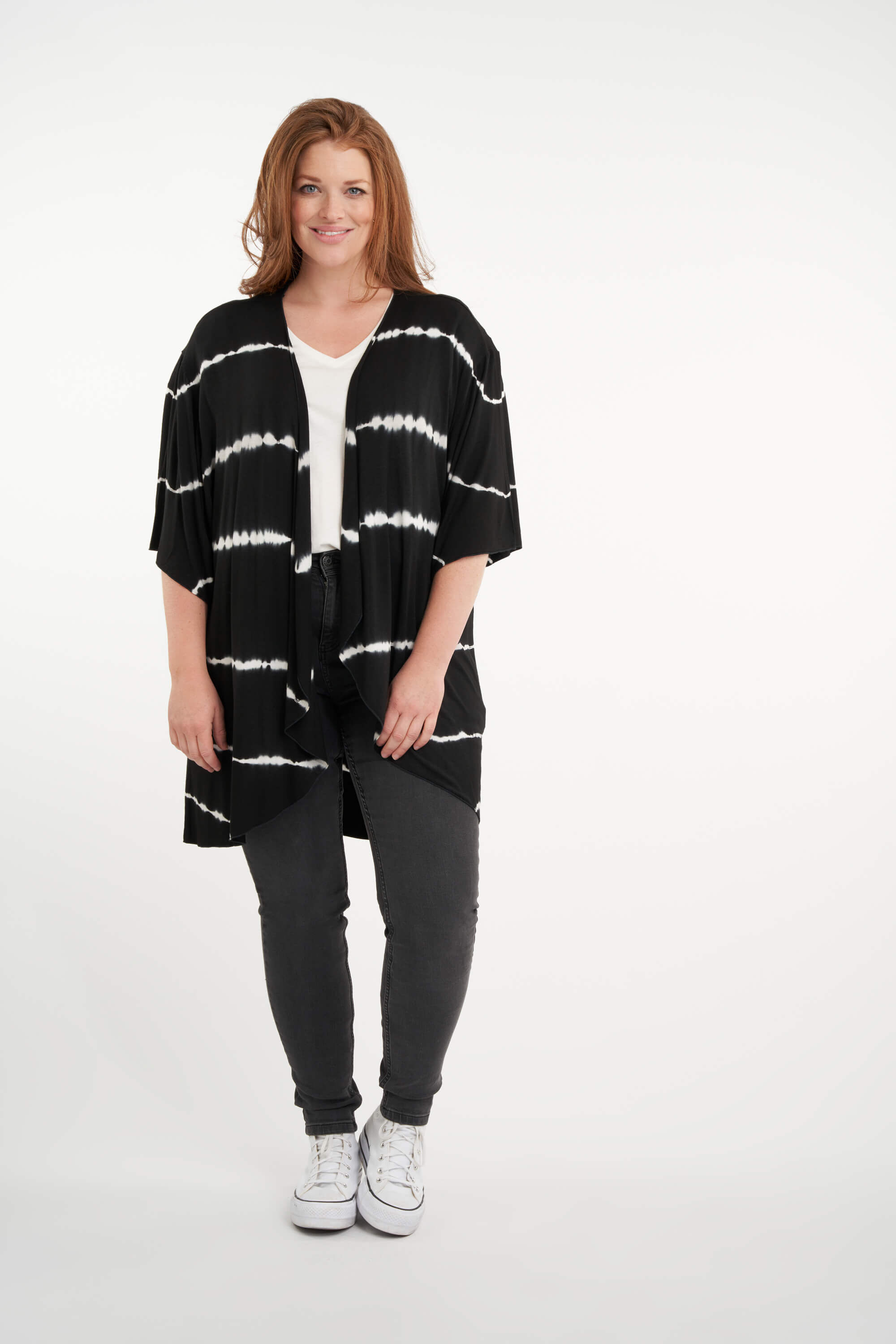 C&aacute;rdigan con estampado tie dye image number 6