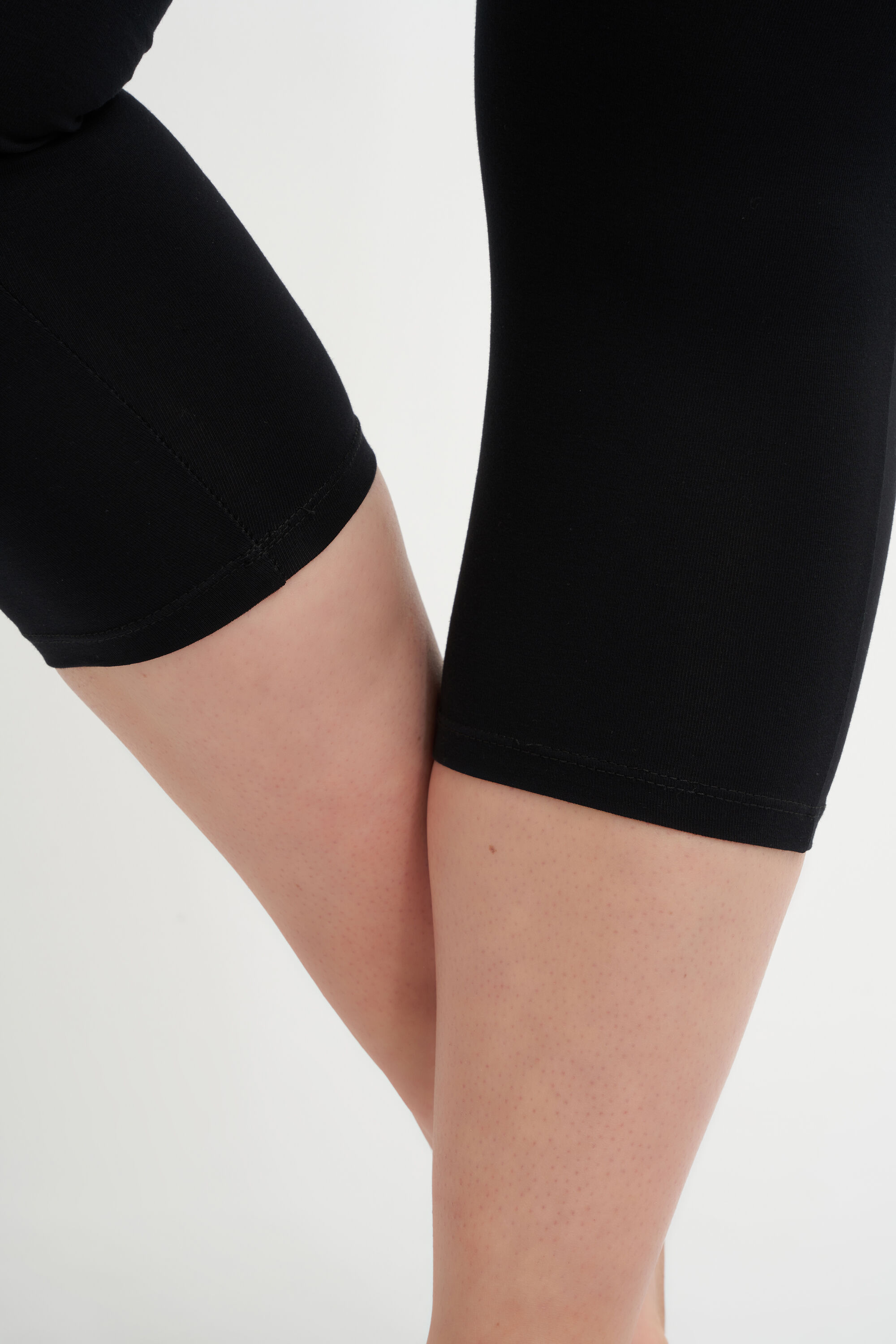 Leggings pirata image number 4