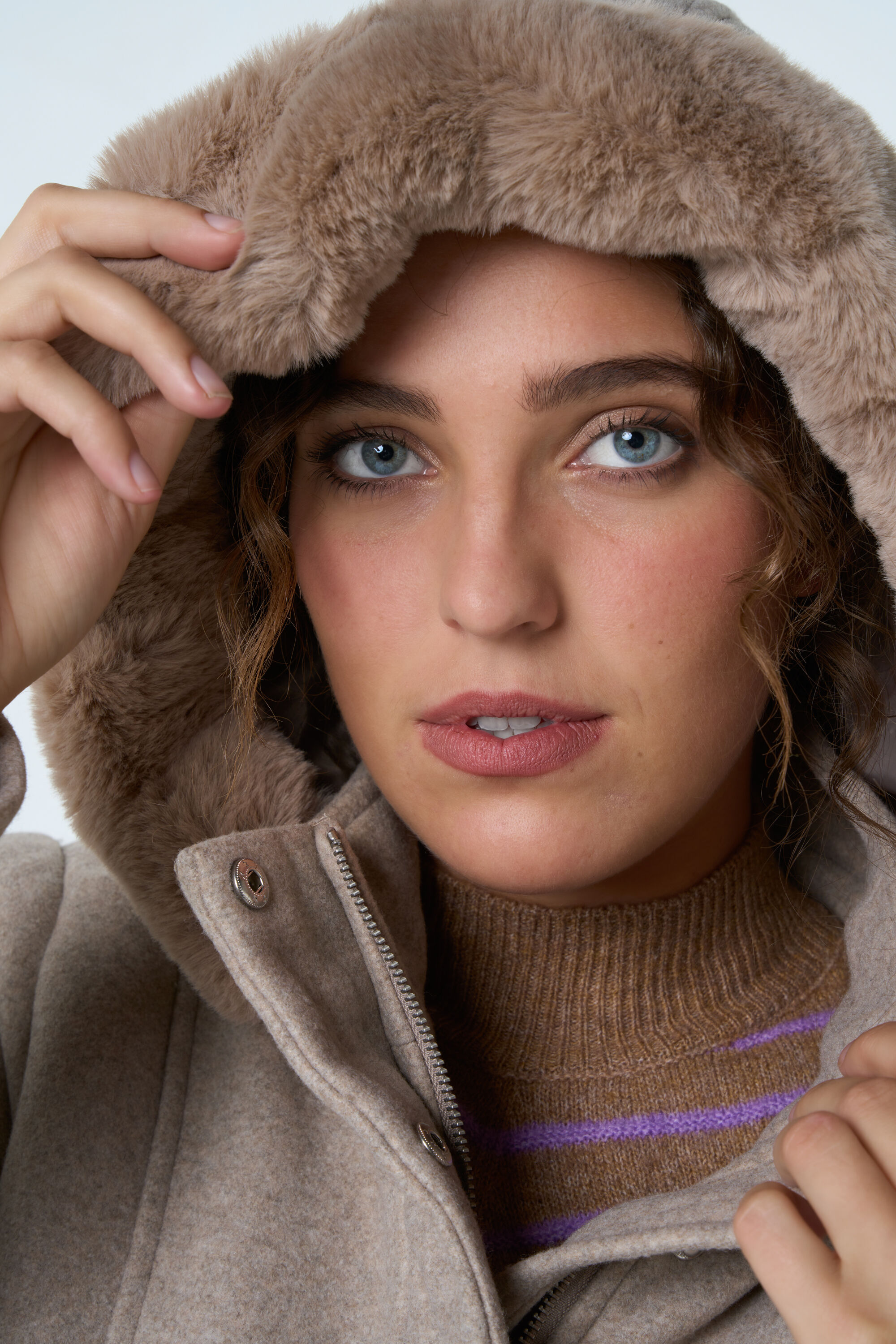 Chaqueta imitaci&oacute;n a lana image number 5