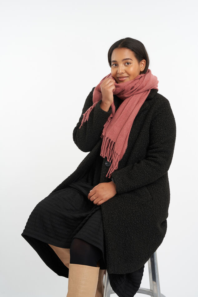 Bufanda con diseño en espiga image number 2