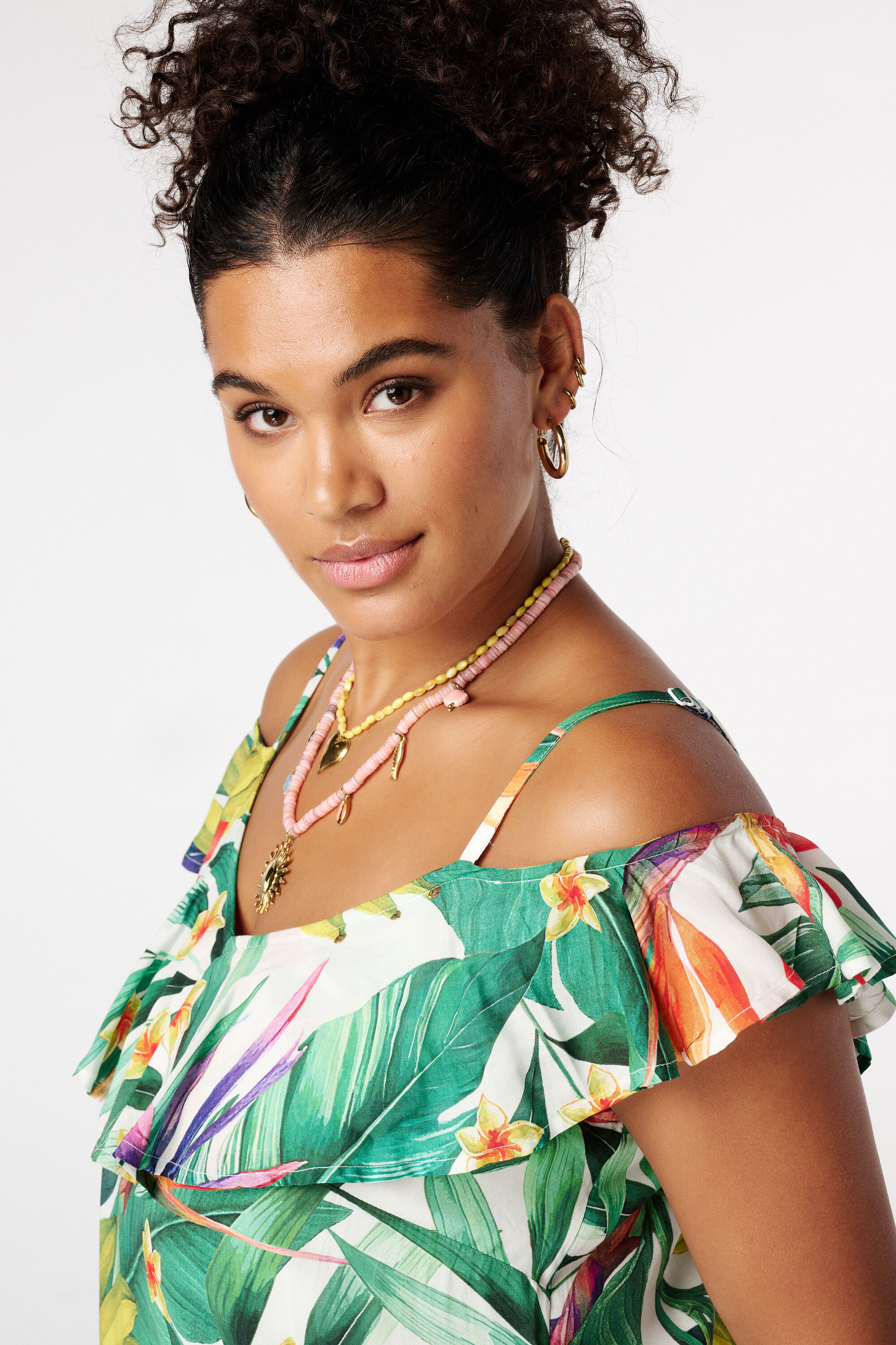 Vestido largo con mangas cortas image number 4