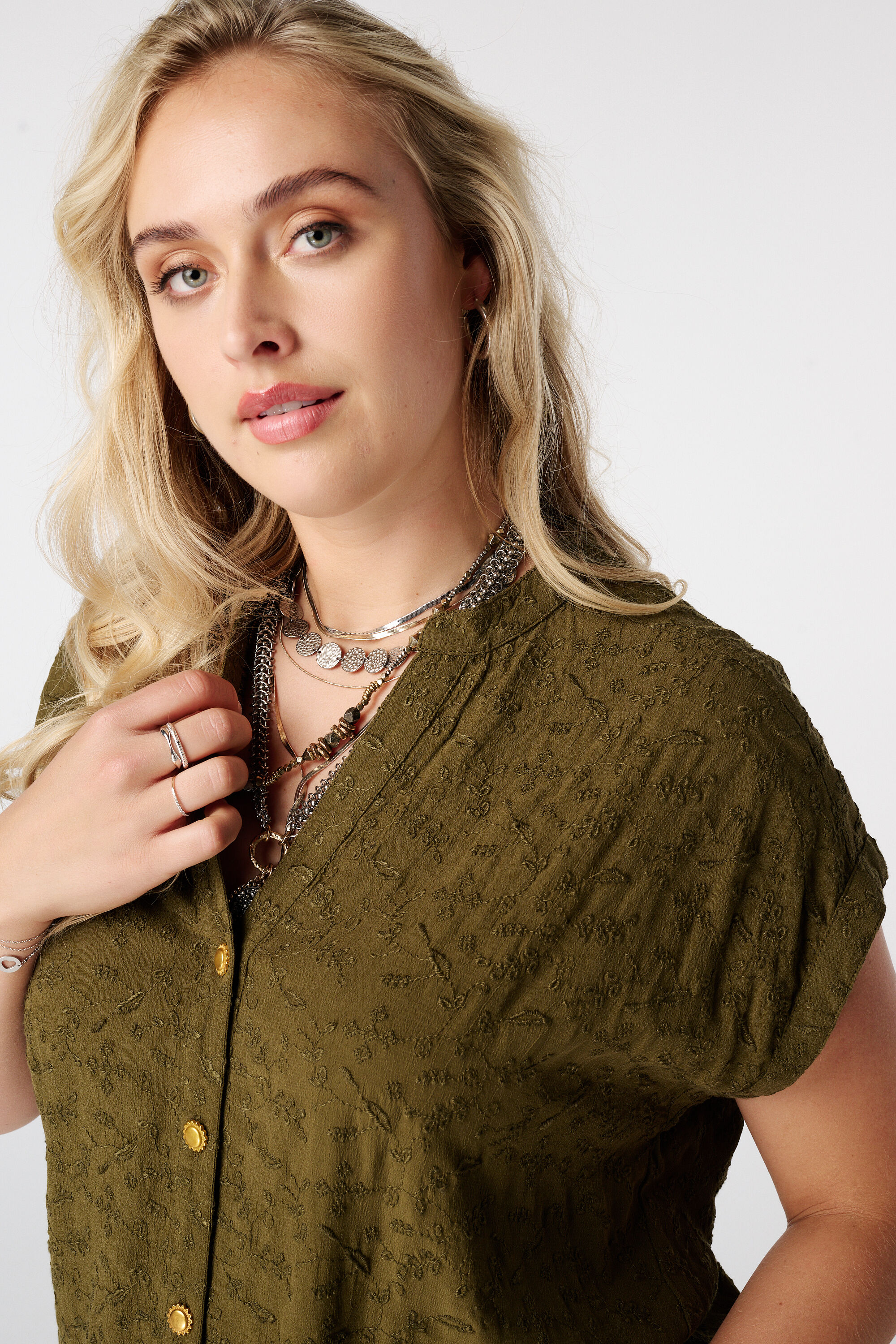 Blusa con encaje image number 4
