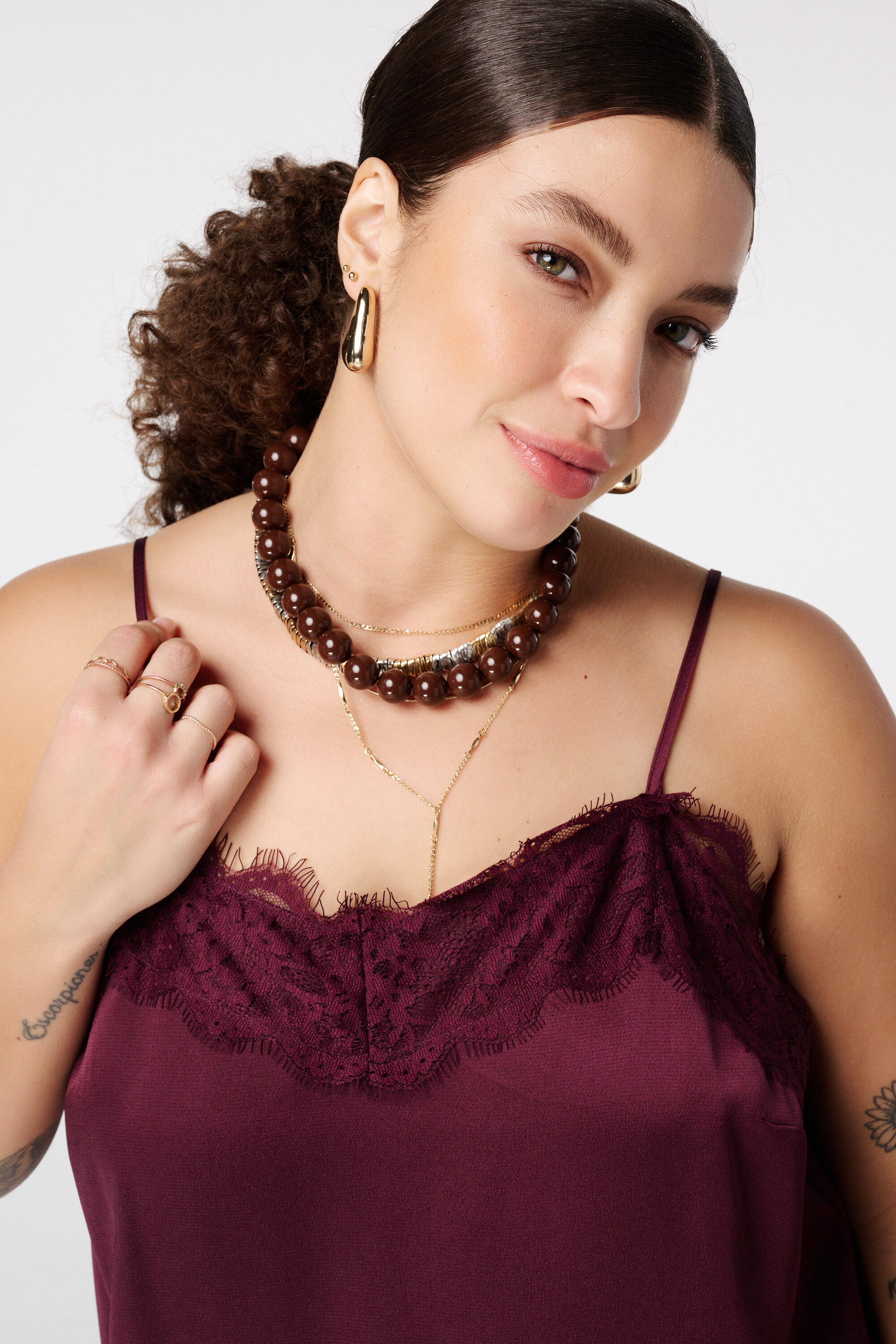 Blusa espagueti con encaje image number 4