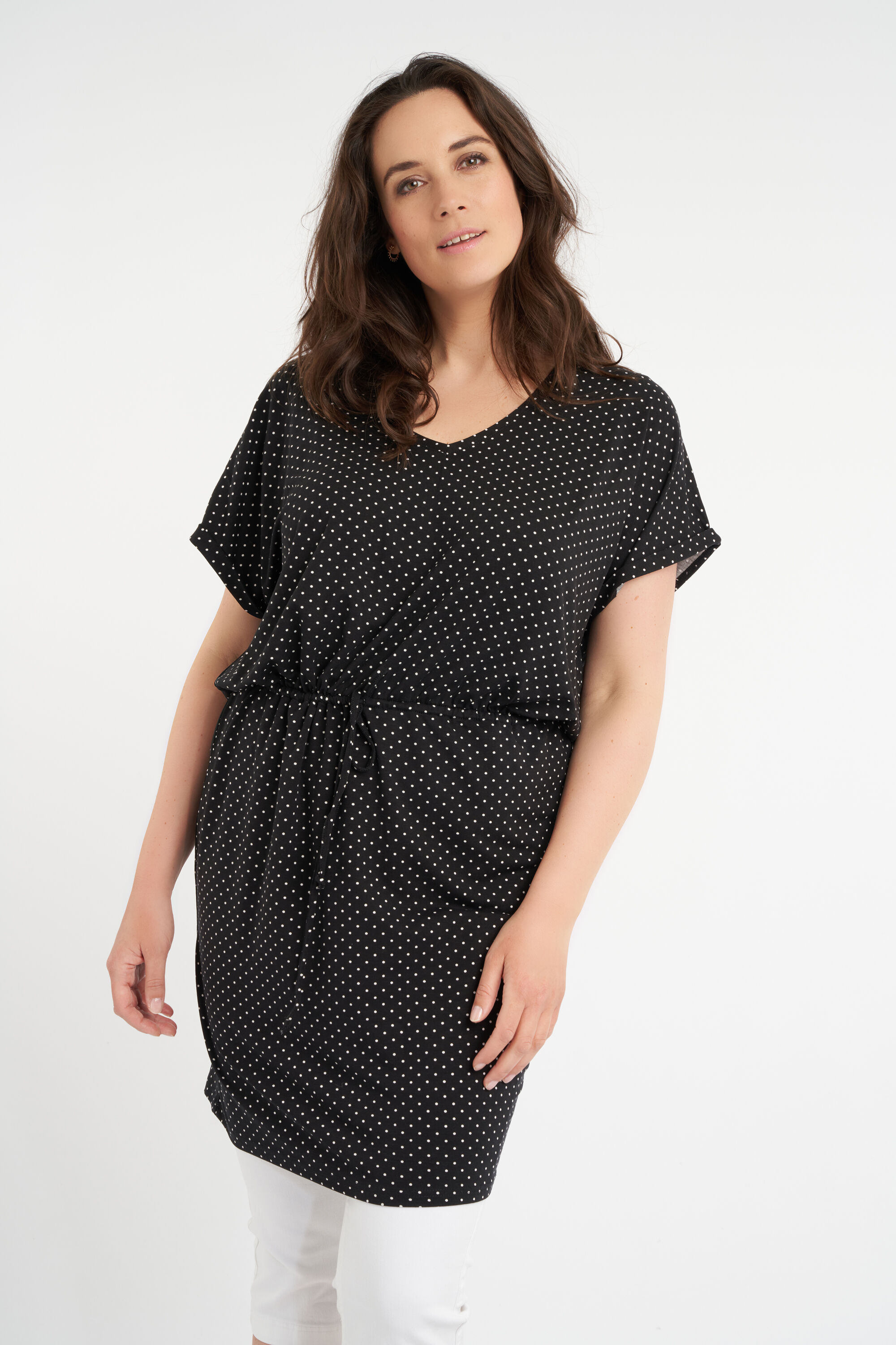 T&uacute;nica con un cinto decorativo para atar image number 6