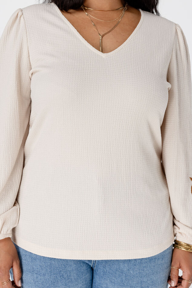 Top con bordado image number 5