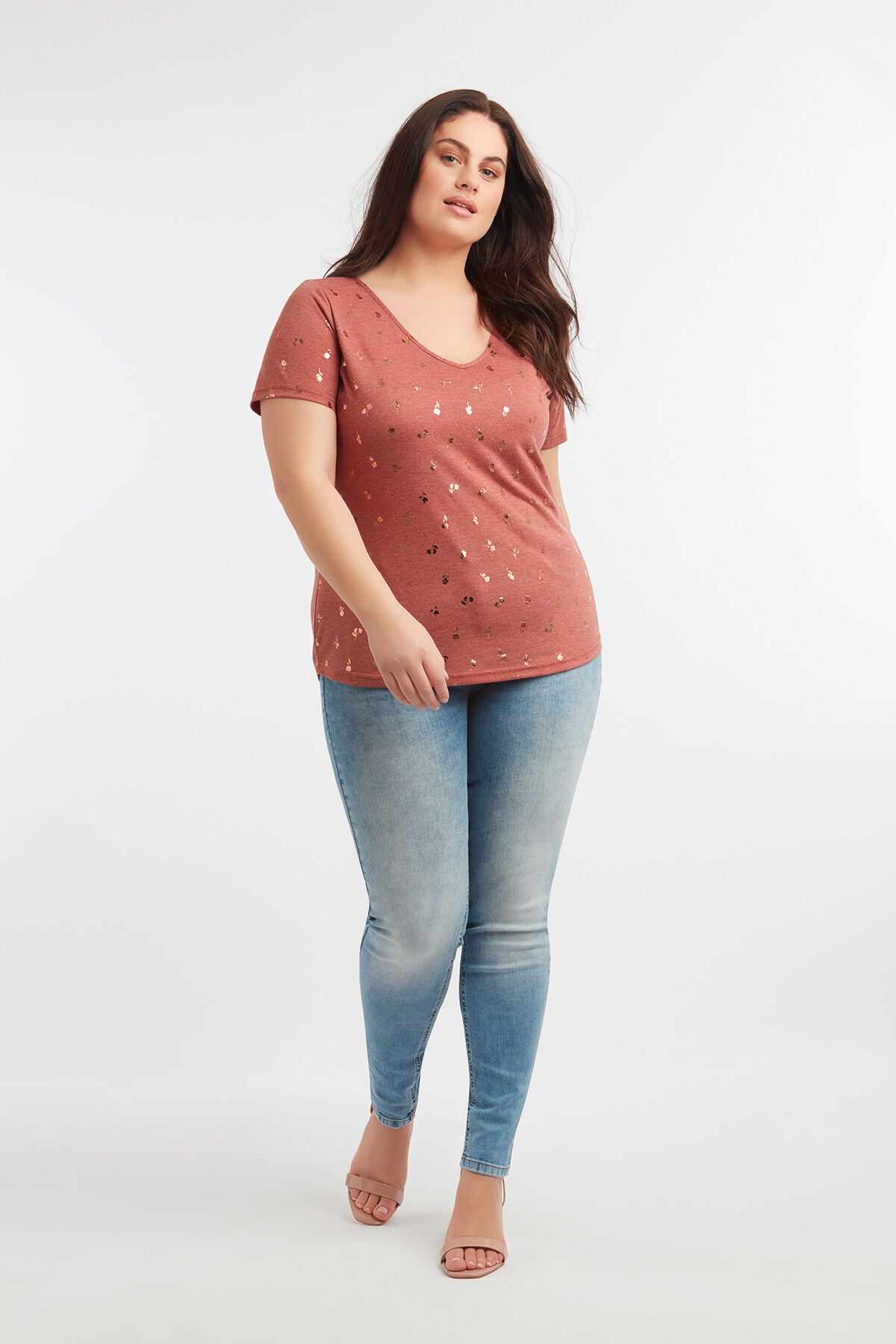 Camiseta con estampado met&aacute;lico image number 3