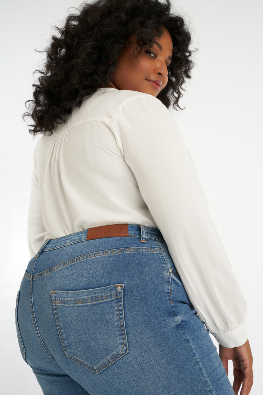 Vaqueros LILY de corte recto image number 3