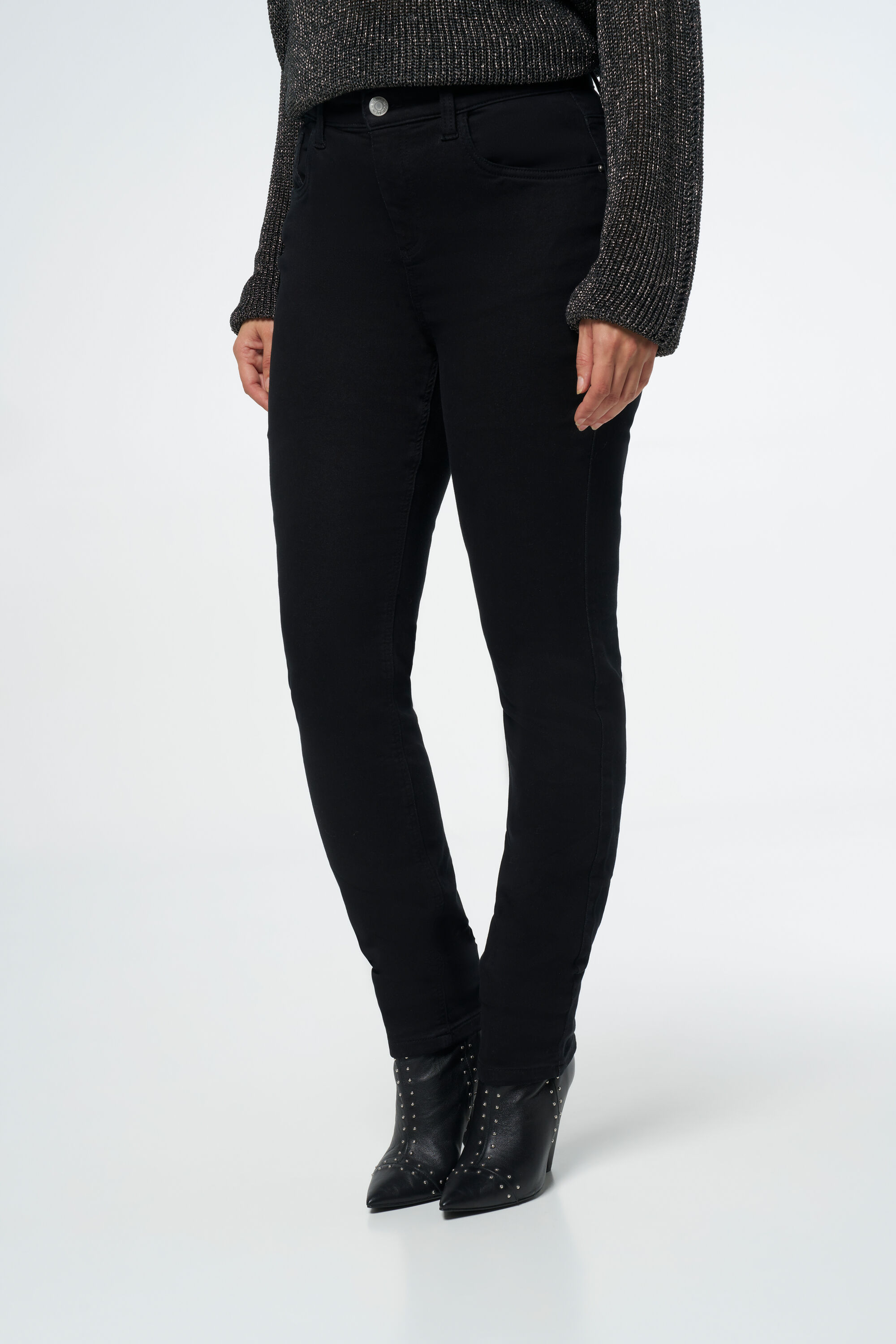 Vaqueros pitillo image number 5