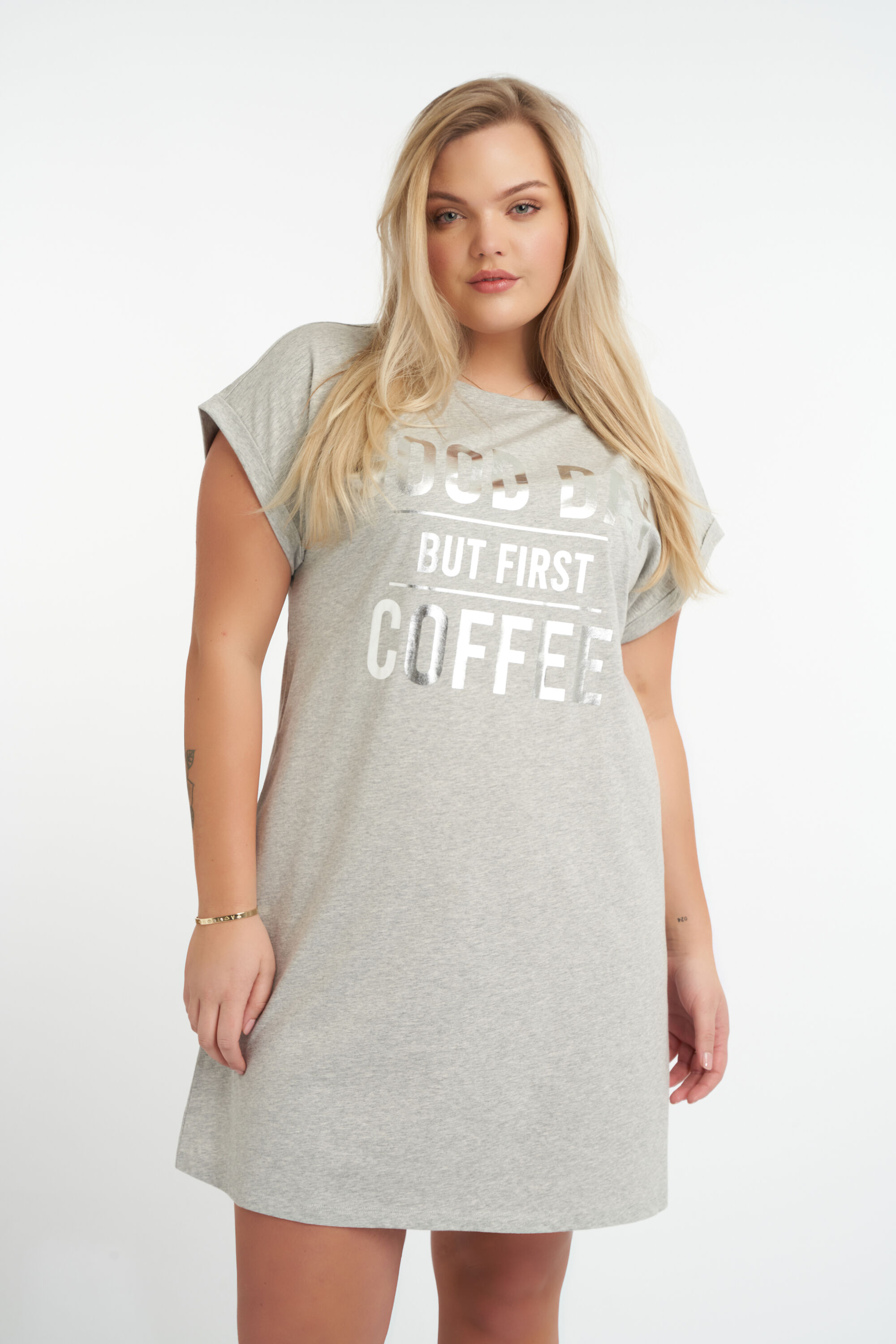 Camiseta oversized pijama image number 5