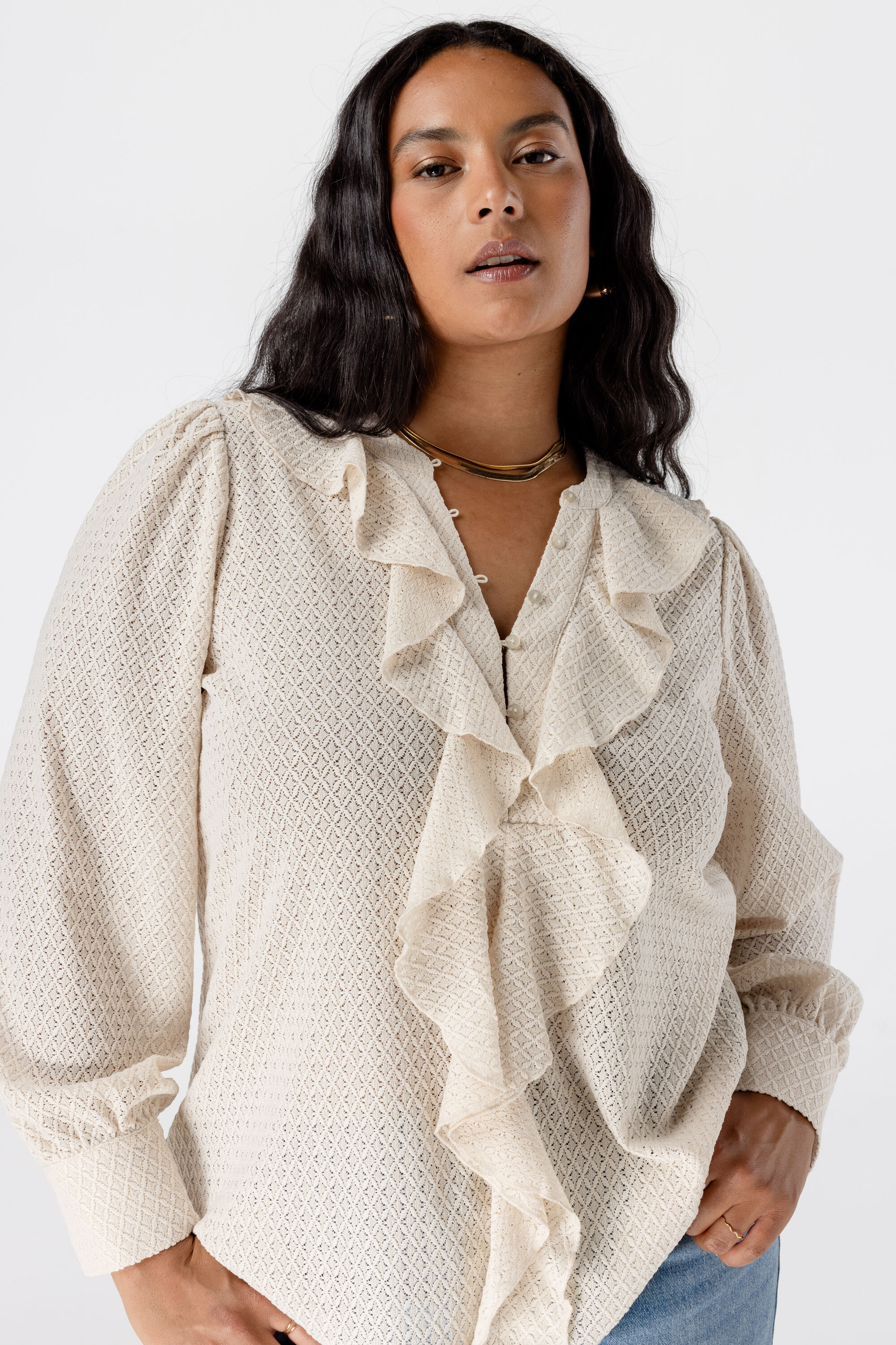 Blusa con volantes image number 5