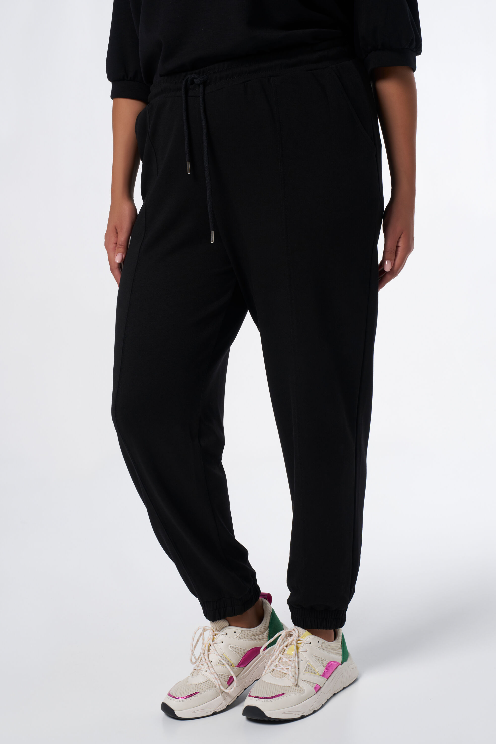 Pantalones el&aacute;sticos image number 5