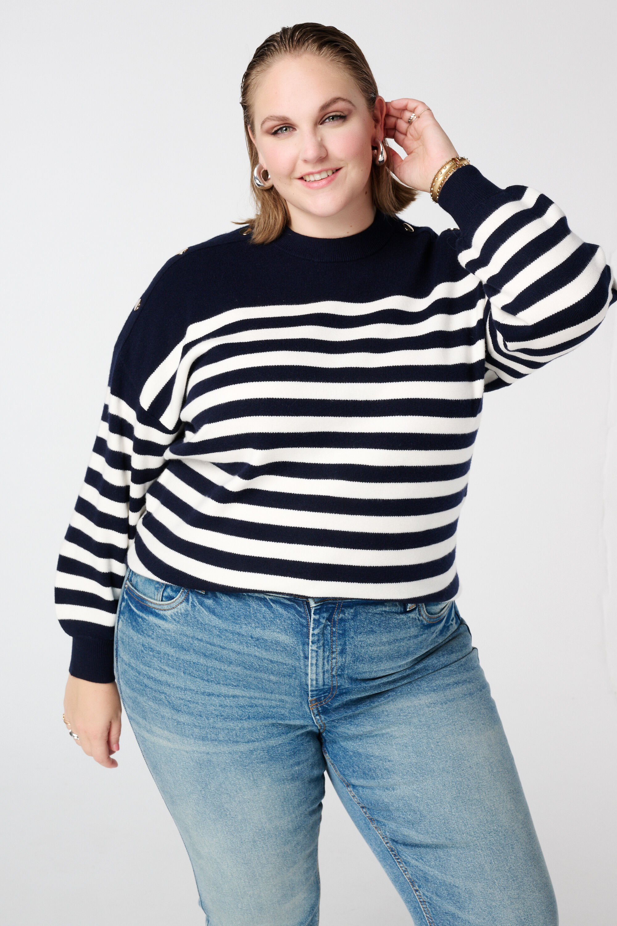 Jersey de rayas con botones decorativos