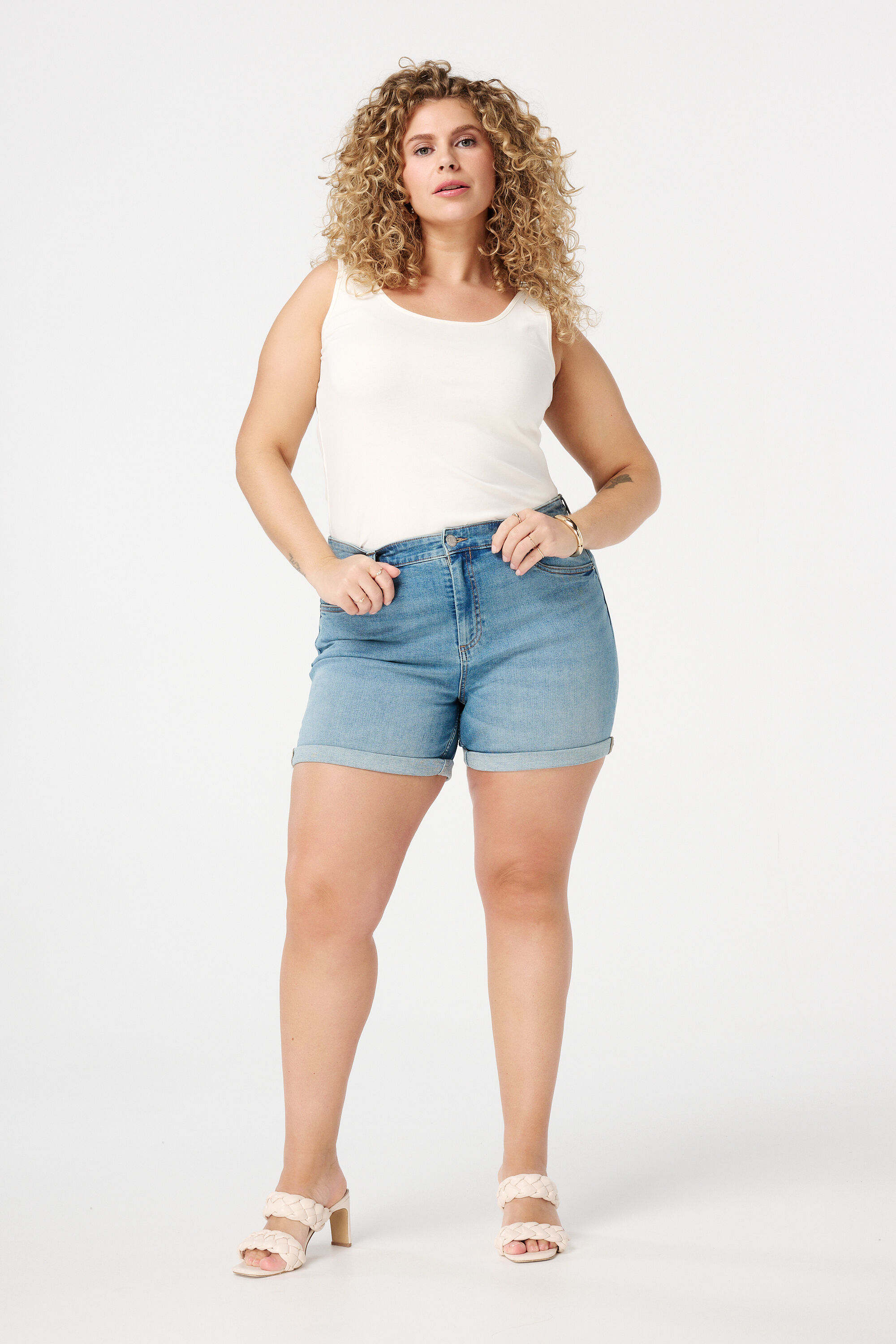 Camiseta larga sin mangas de algod&oacute;n image number 5