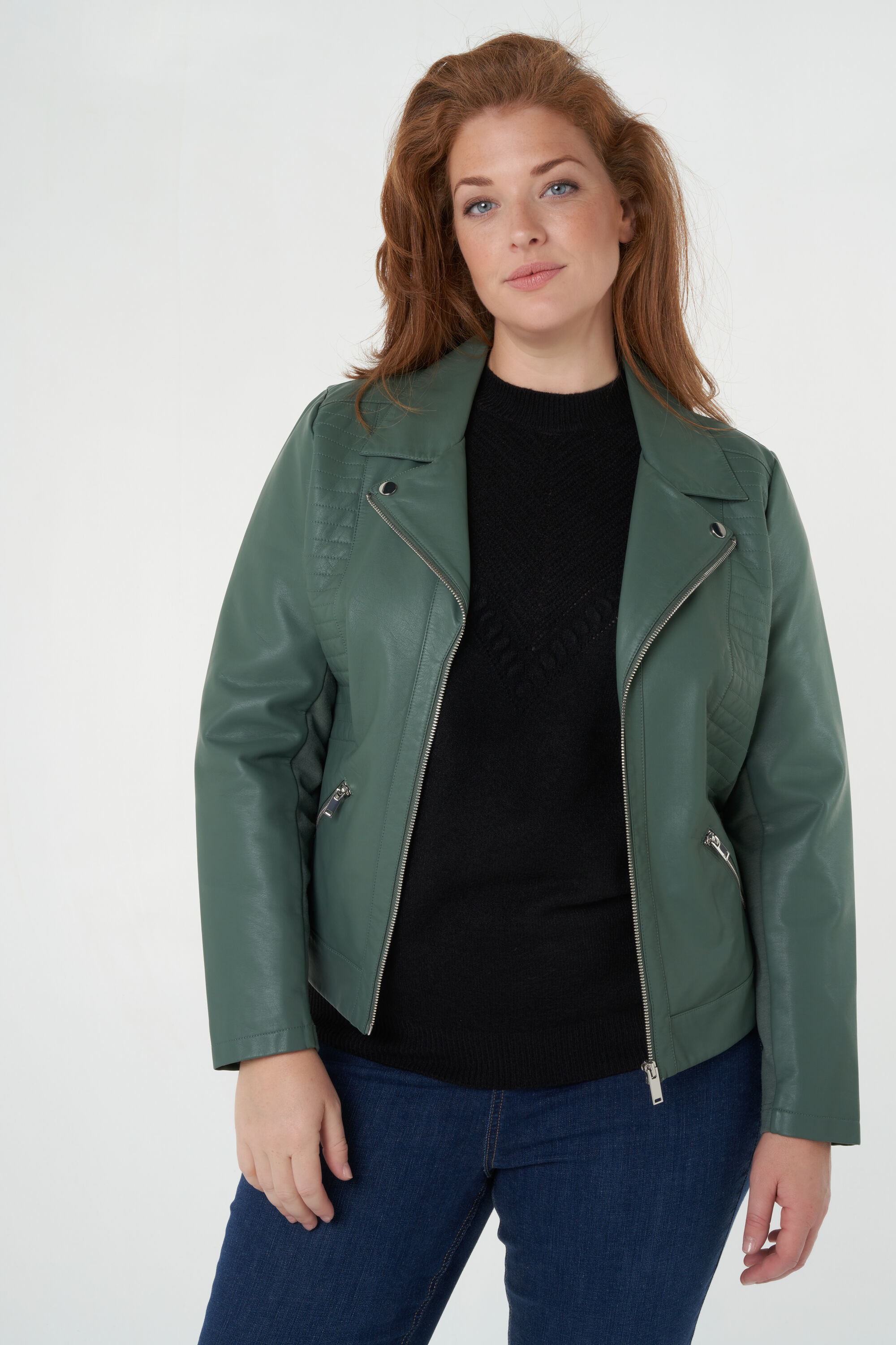 Chaqueta de cuero sint&eacute;tico  image number 6