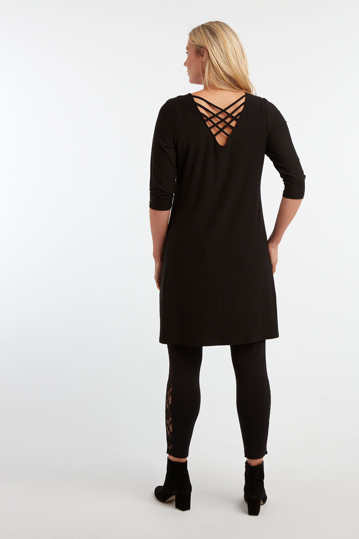 Vestido tipo t&uacute;nica image number 4