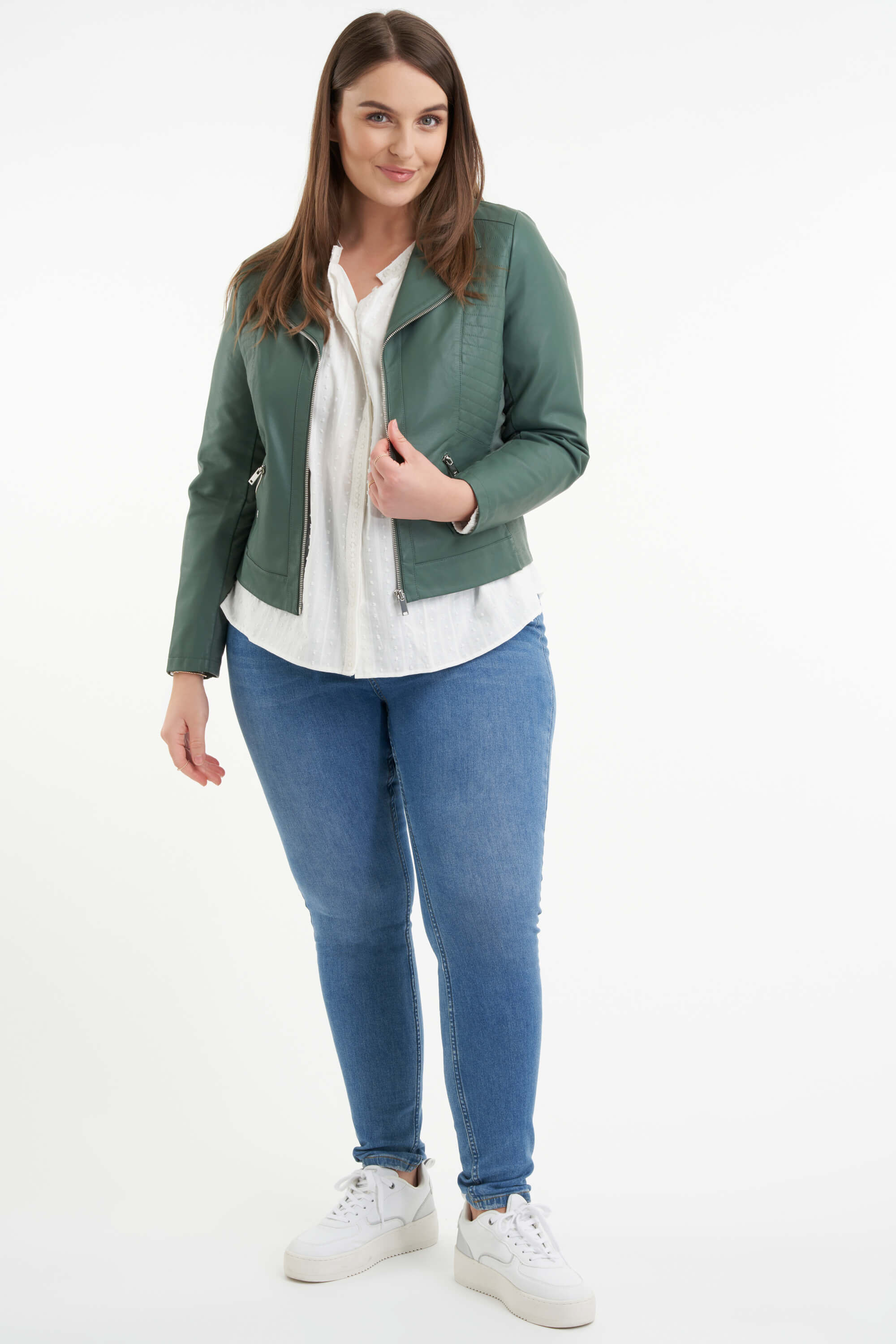 Chaqueta motera de cuero sint&eacute;tico image number 6