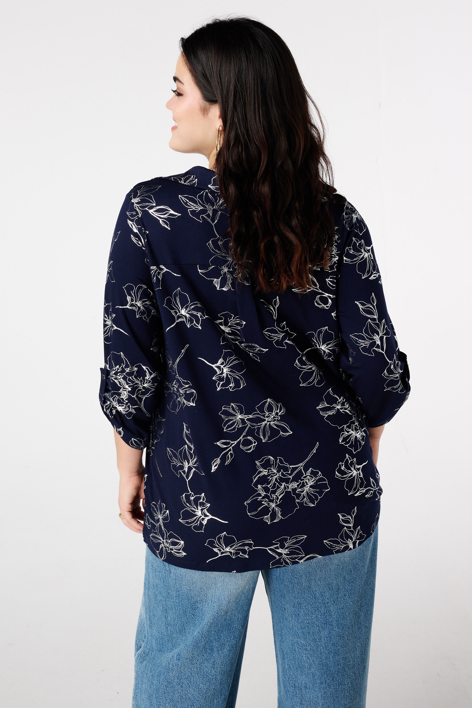 Top con estampado el&aacute;stico y laminado image number 3