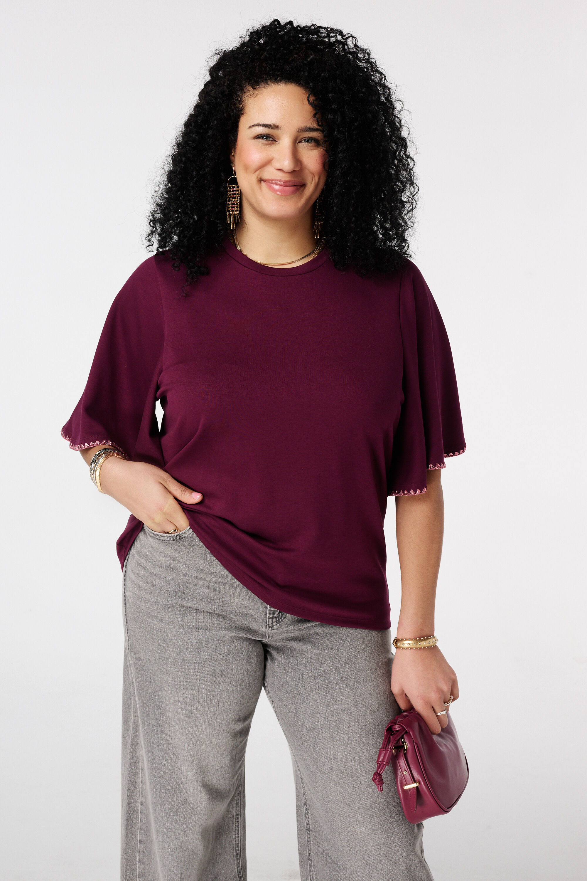 Camiseta con mangas mariposa