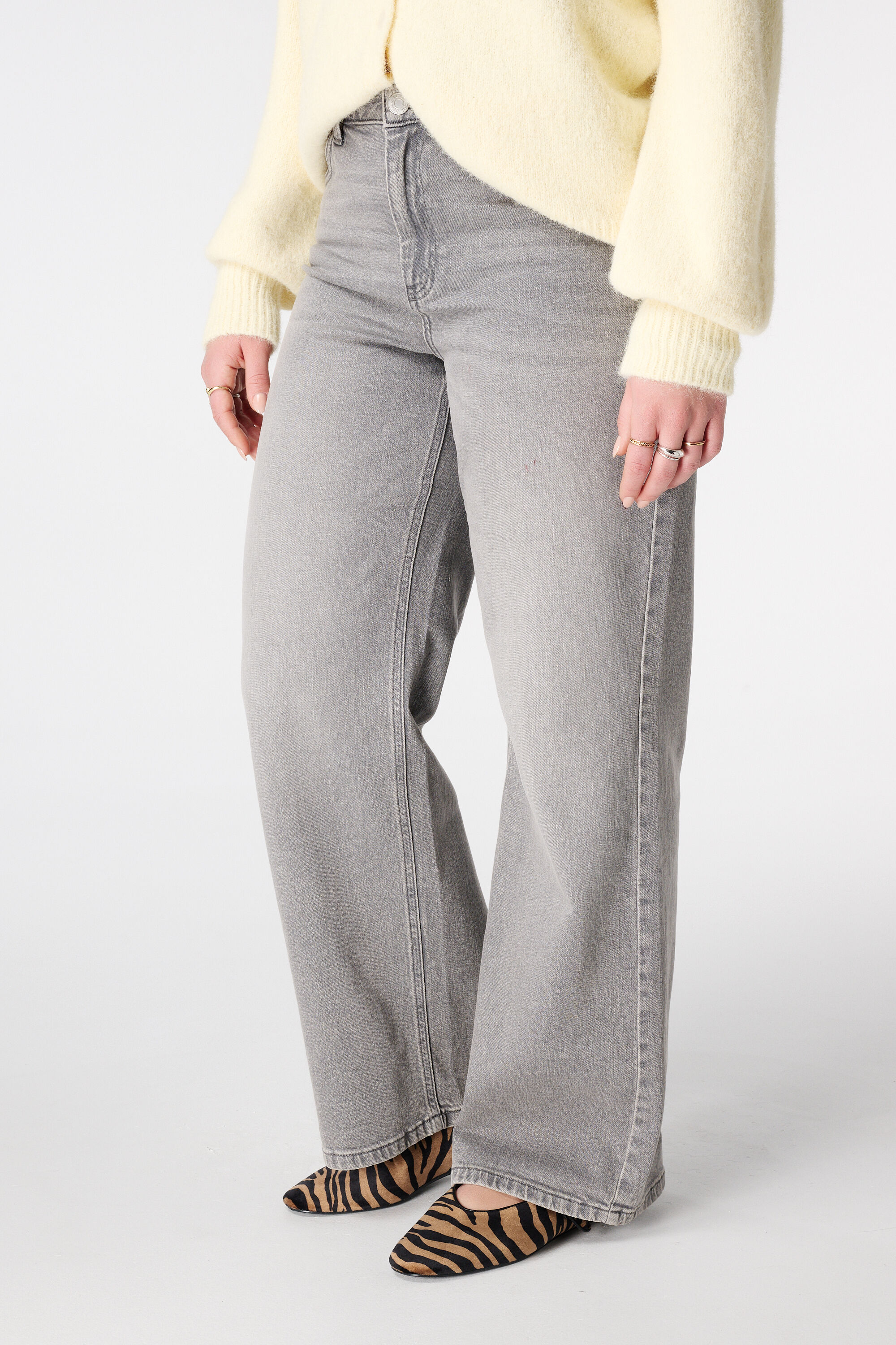 Vaqueros de pierna ancha IVY image number 5