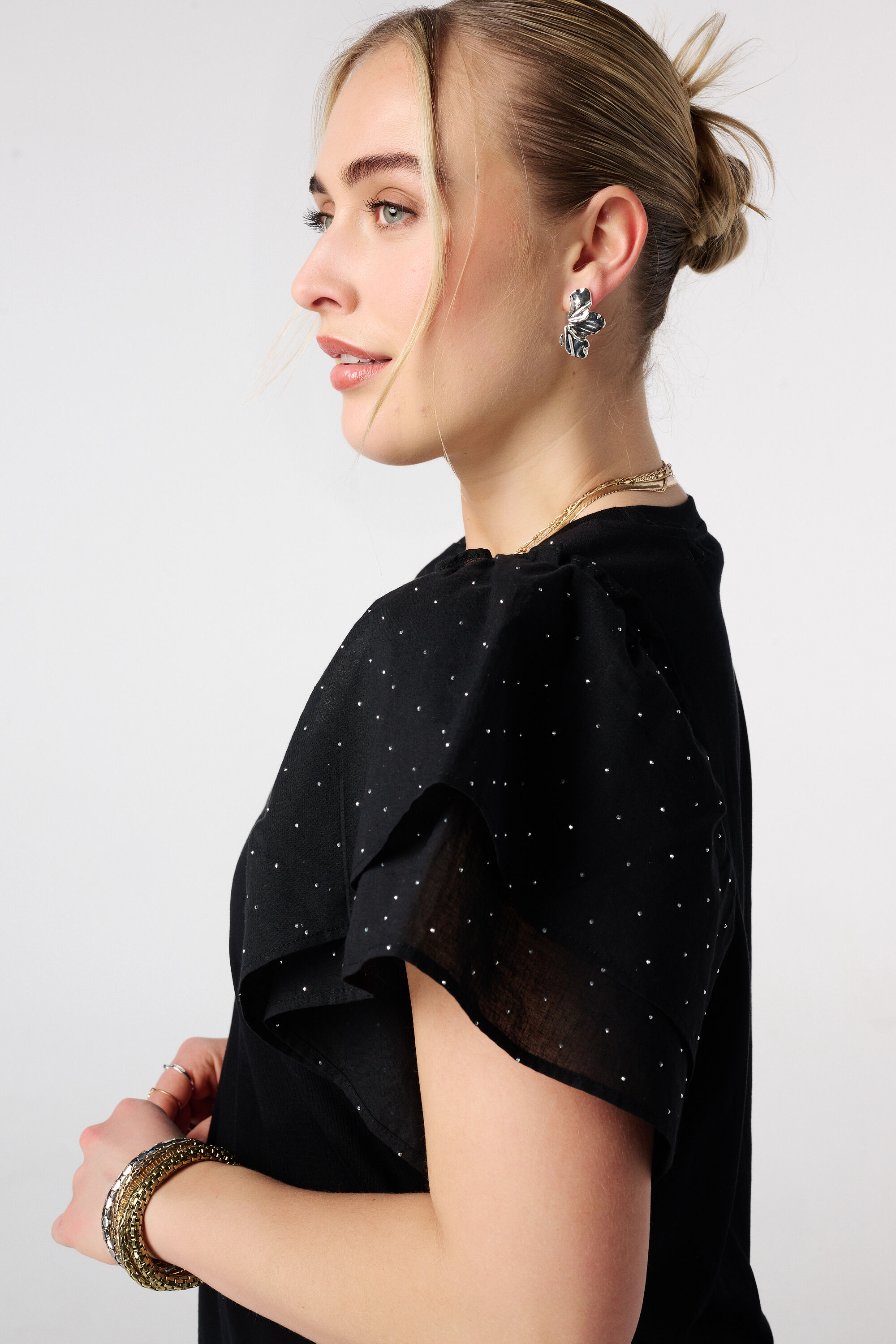 Top con mangas mariposa image number 4